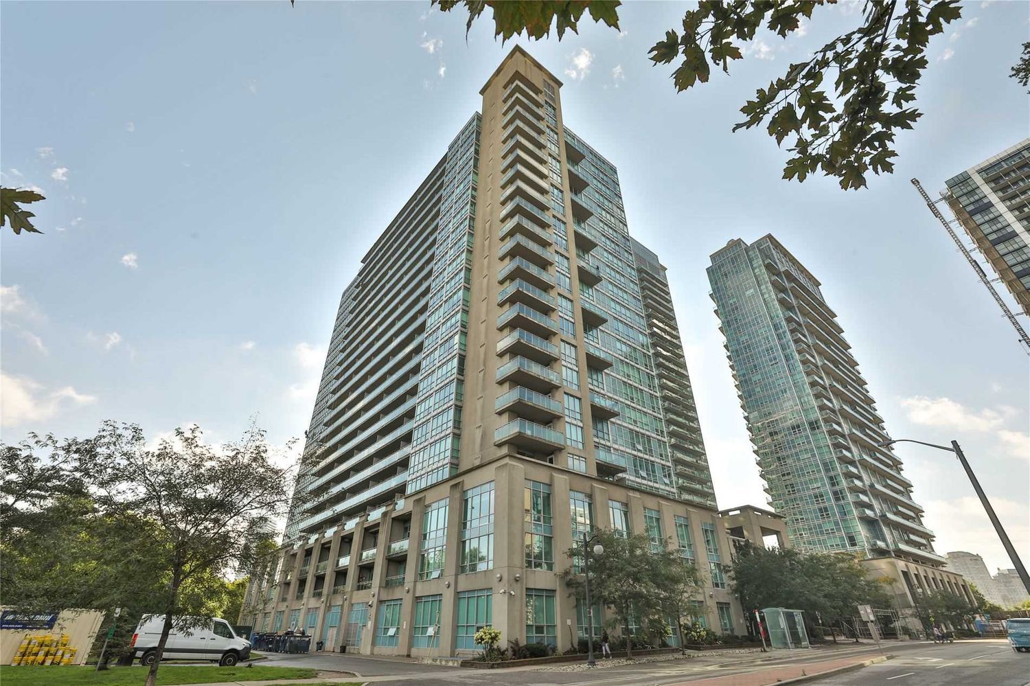 185 Legion Road N. The Tides at Mystic Pointe Condos is located in  Etobicoke, Toronto - image #2 of 2
