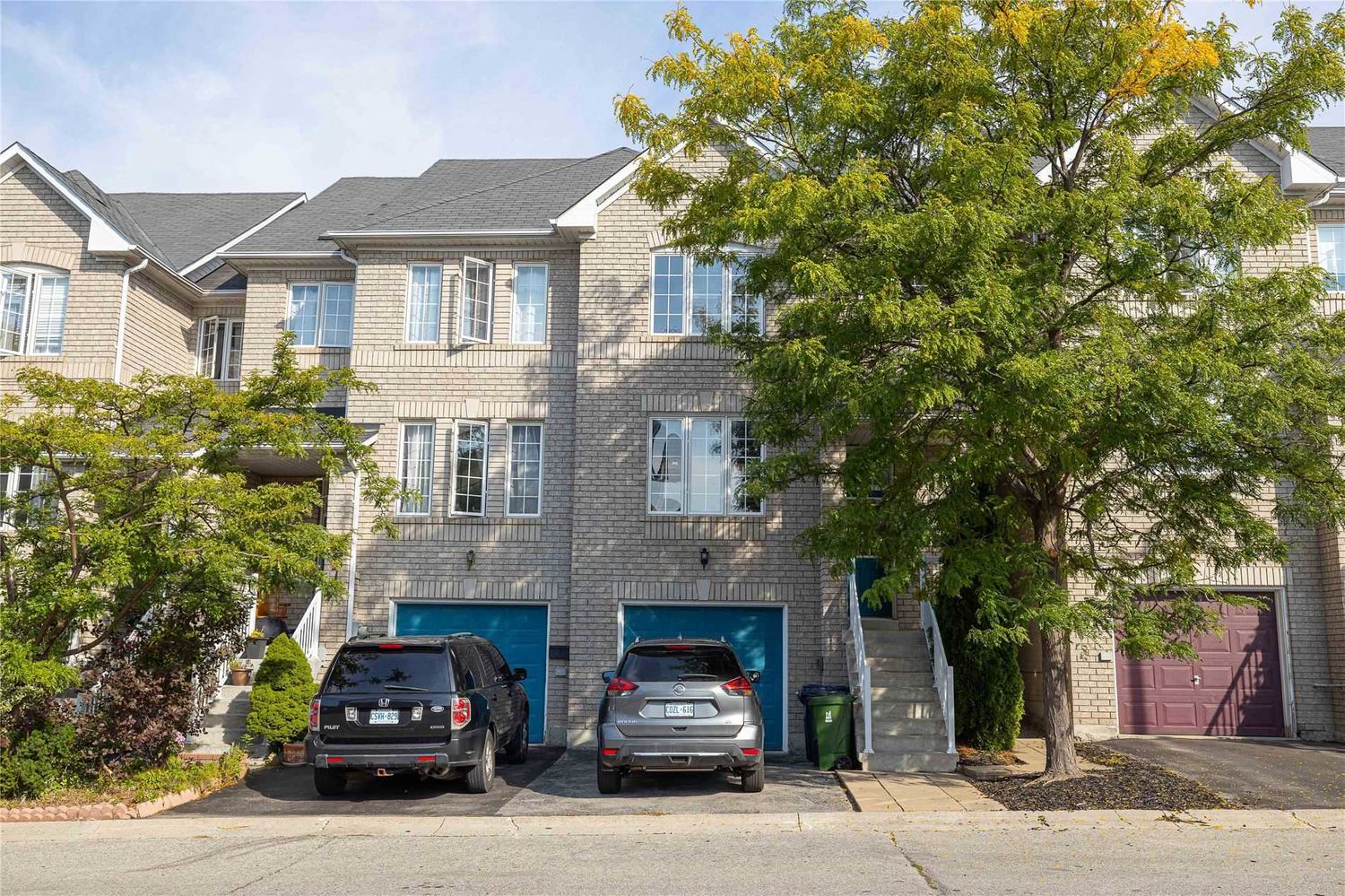686-716 Warden Avenue. Warden Avenue Townhouses is located in  Scarborough, Toronto - image #2 of 2