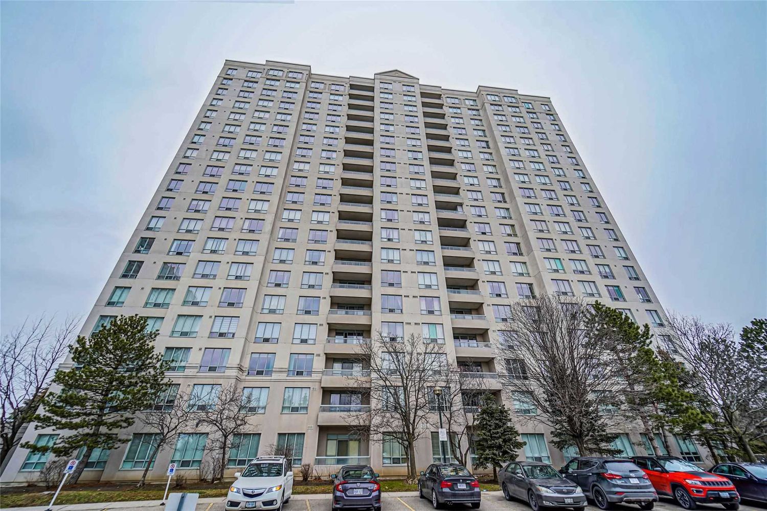 3025 Queen Frederica Drive. The Windsor Condos is located in  Scarborough, Toronto - image #2 of 2