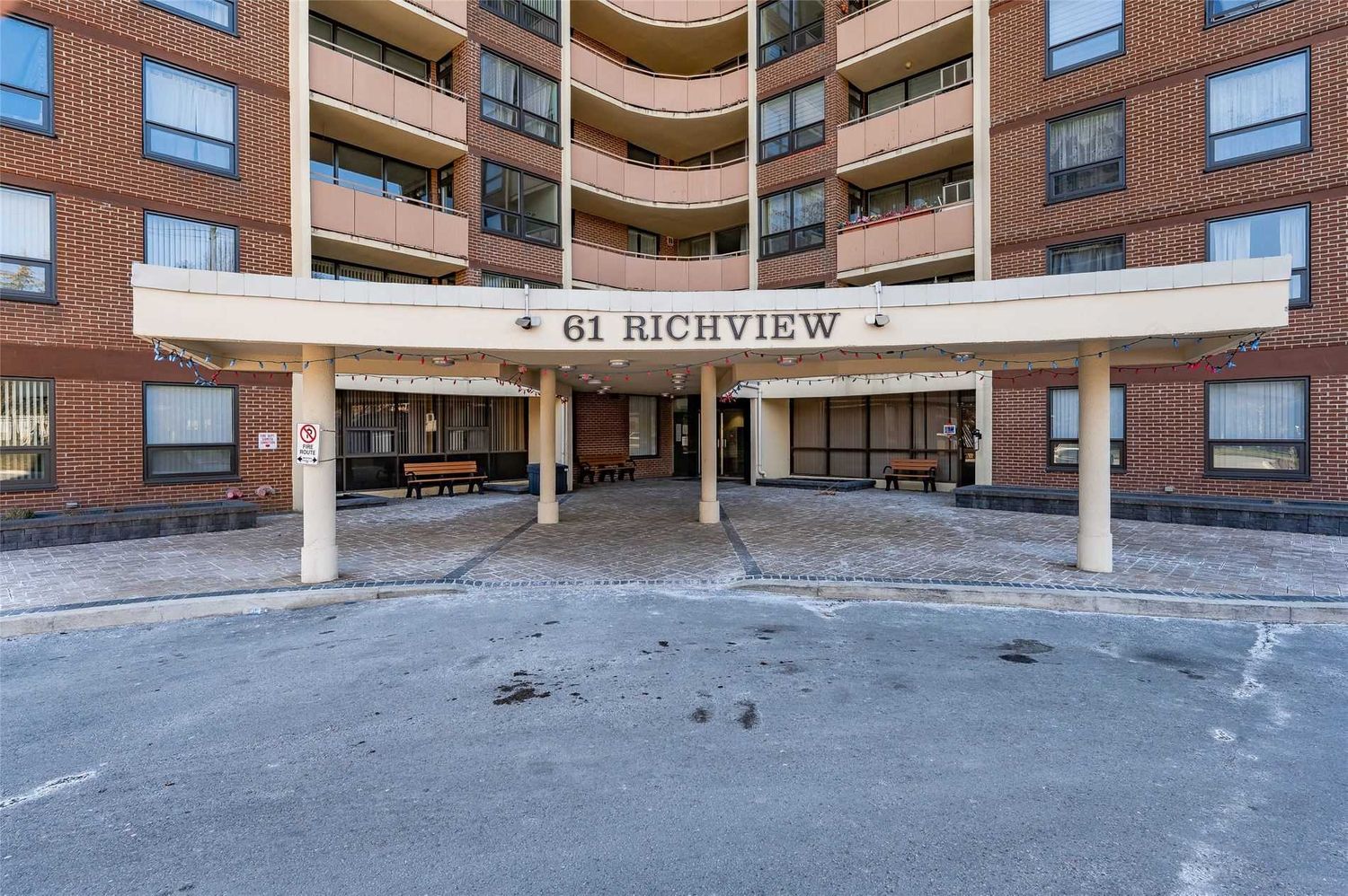 61 Richview Road. Top of the Humber Condos is located in  Etobicoke, Toronto - image #3 of 3