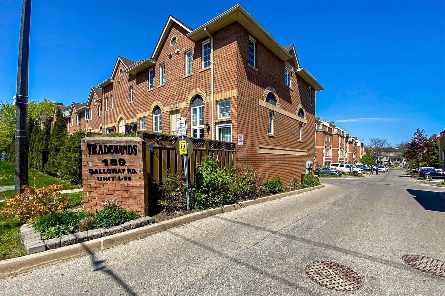 189 Galloway Road. Tradewinds Condos is located in  Scarborough, Toronto - image #1 of 2