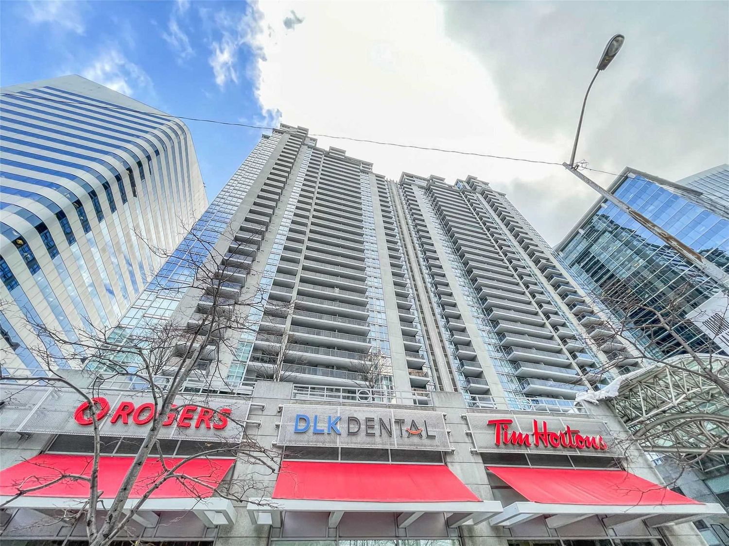 4968 Yonge Street. Ultima At Broadway Condos is located in  North York, Toronto - image #2 of 2
