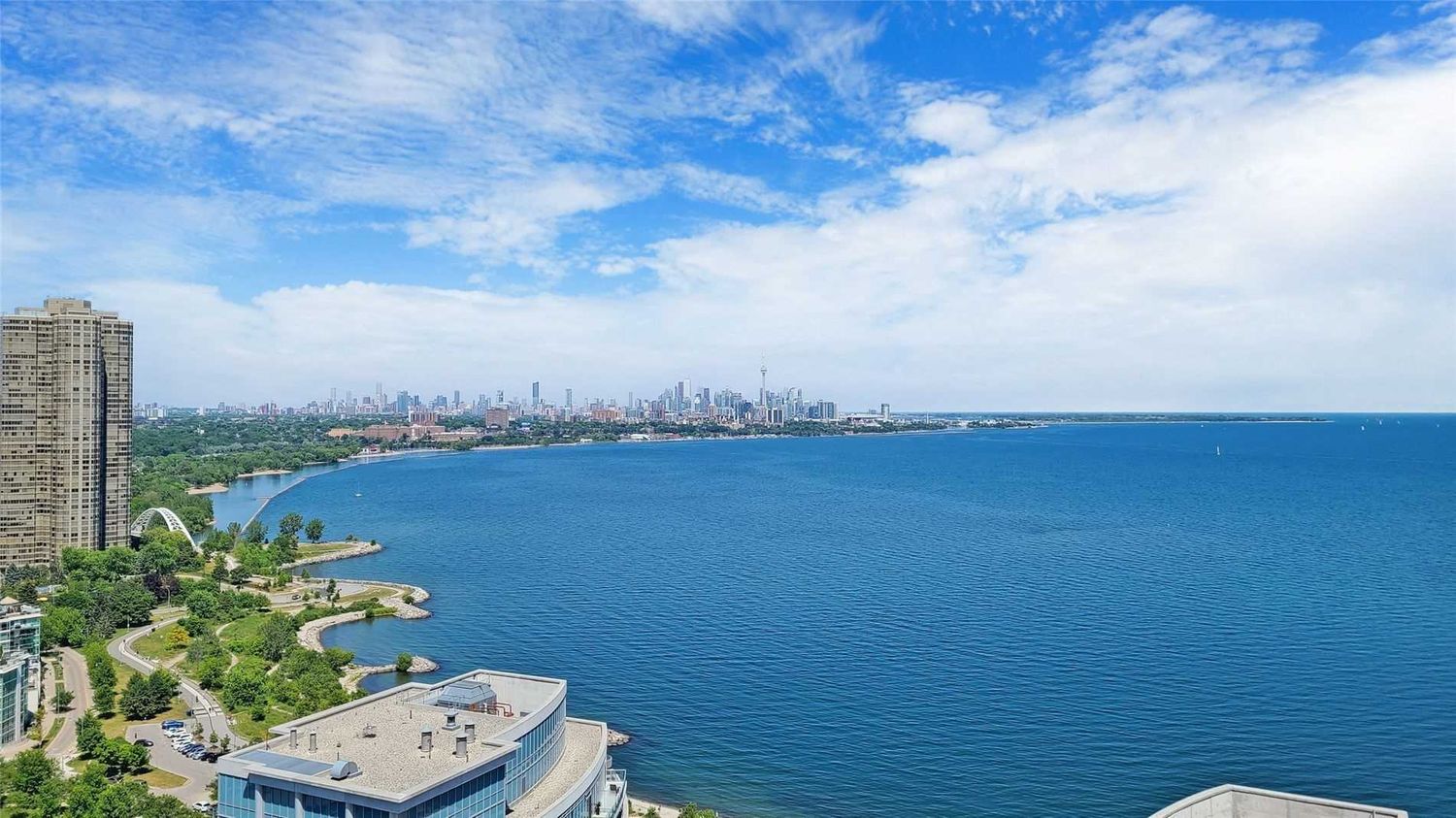 2121 Lake Shore Boulevard W. Voyager I at Waterview Condos is located in  Etobicoke, Toronto - image #4 of 13