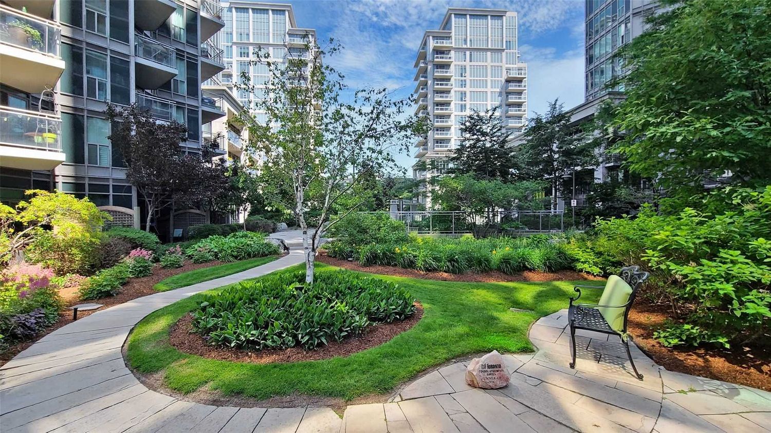 2121 Lake Shore Boulevard W. Voyager I at Waterview Condos is located in  Etobicoke, Toronto - image #13 of 13