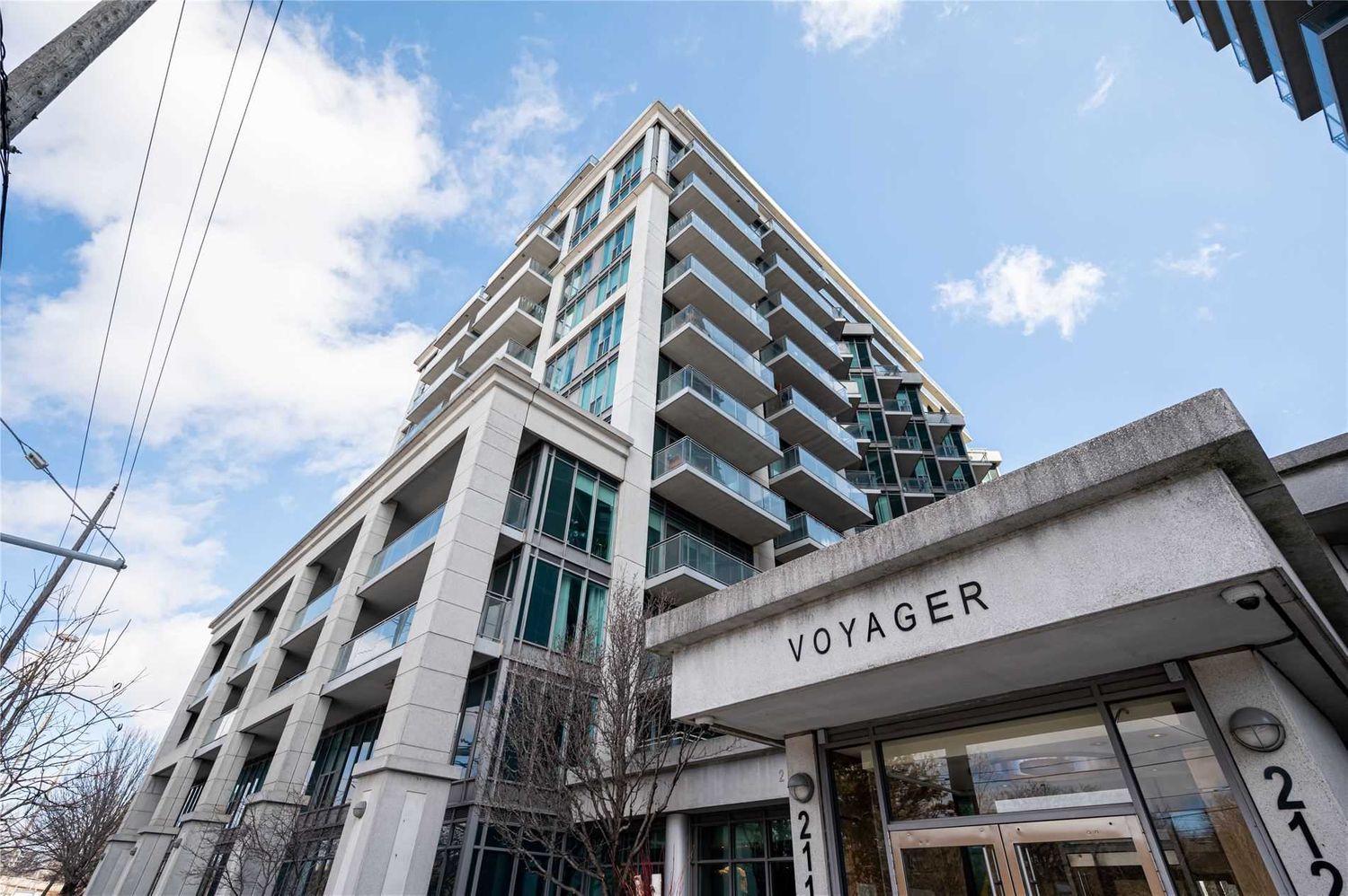 2119 Lake Shore Boulevard W. Voyager II at Waterview Condos is located in  Etobicoke, Toronto - image #2 of 2