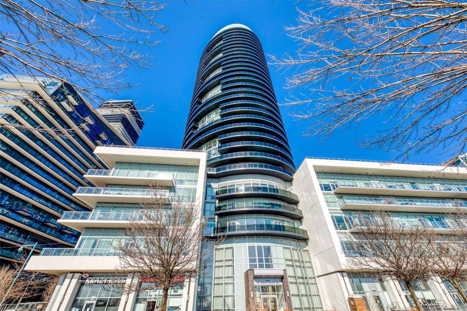 80 Marine Parade Drive. Waterscapes Condos is located in  Etobicoke, Toronto - image #2 of 2