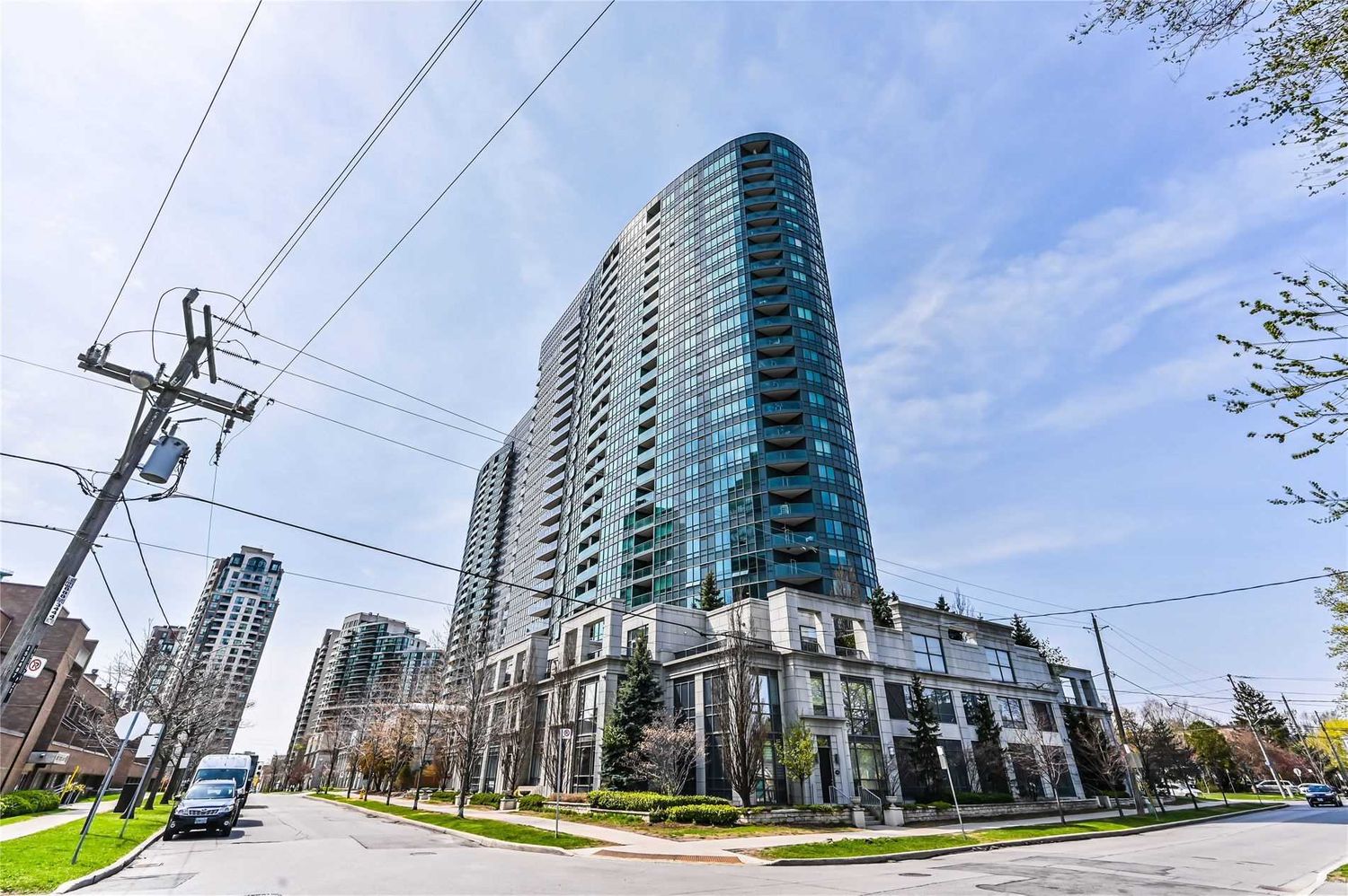 25-43 Greenview Avenue. Meridian II Condos is located in  North York, Toronto - image #3 of 3