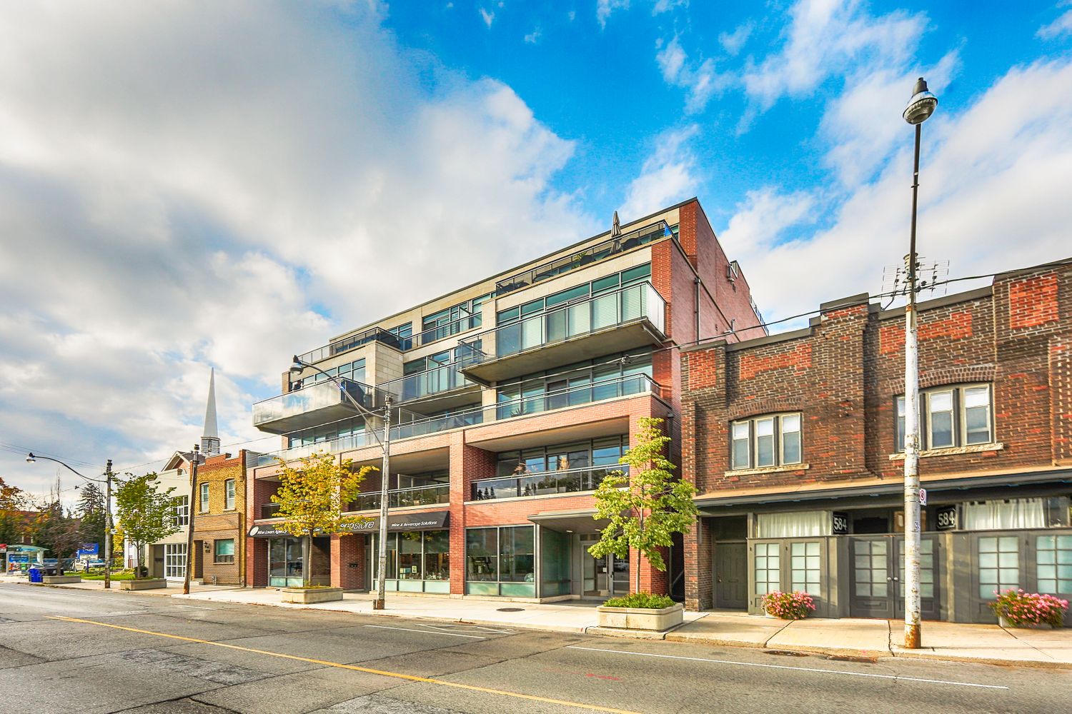 588 Annette Street. Volta Lofts is located in  West End, Toronto - image #1 of 4
