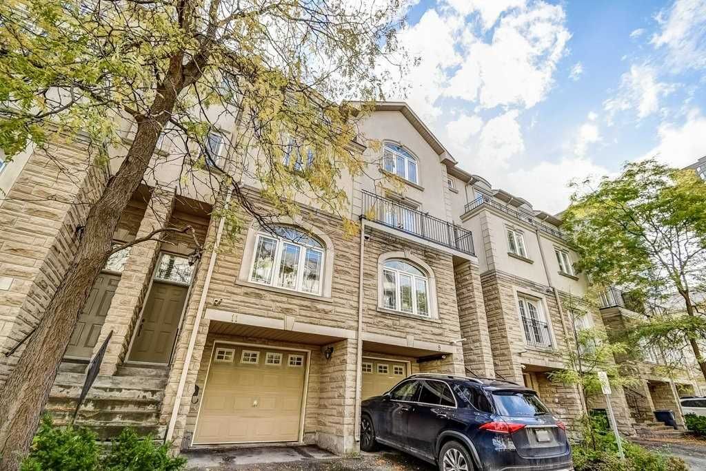 1-16 William Poole Way. Mulock Hills Townhomes is located in  North York, Toronto - image #1 of 3