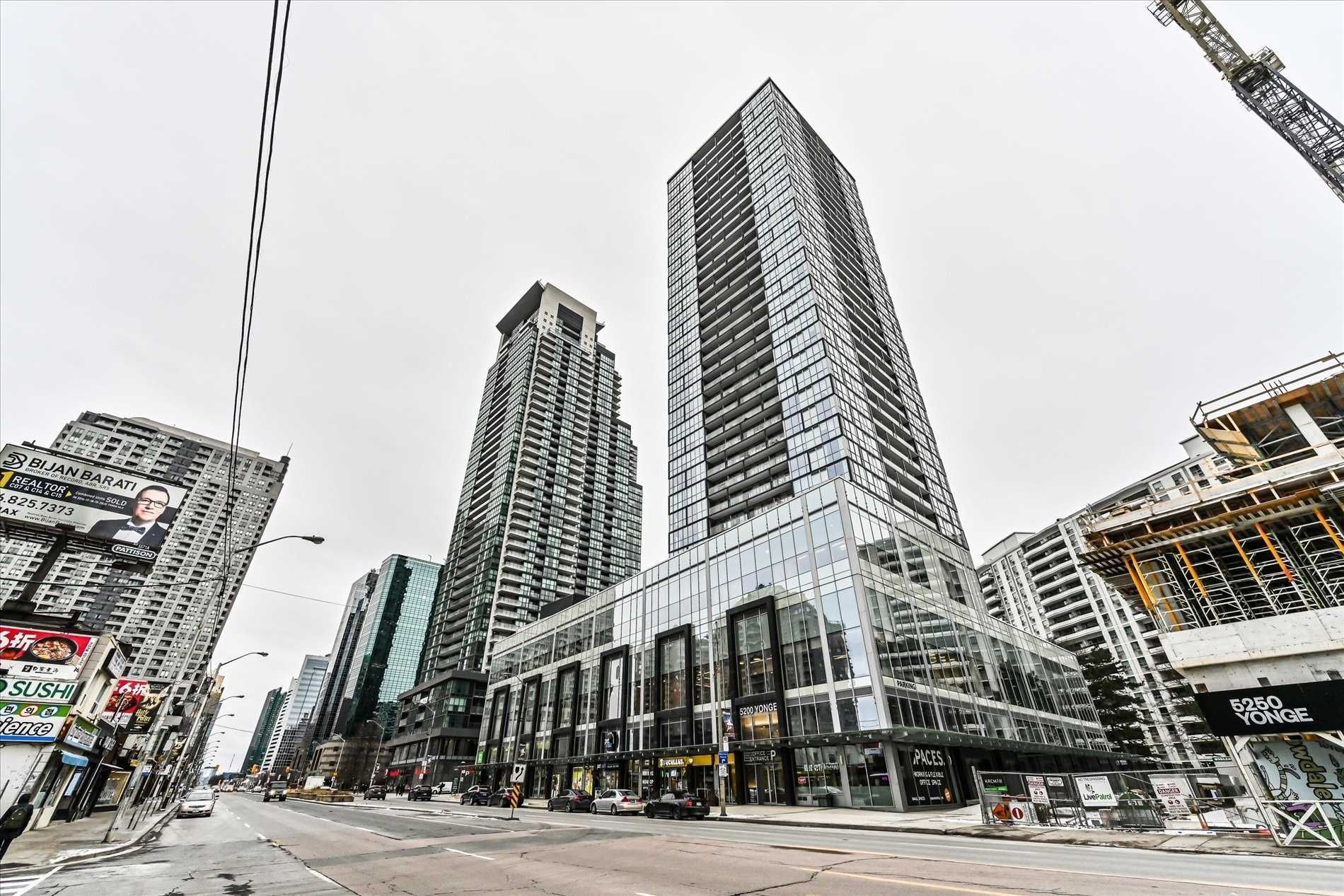 5200 Yonge St Beacon Condos 2 Beds + Den 2 Baths Unit 3504