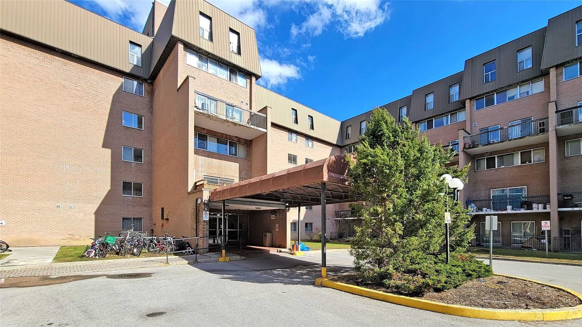 165 Cherokee Blvd Woodfinch Mews Condos 1 Condo for Sale & 0 Units