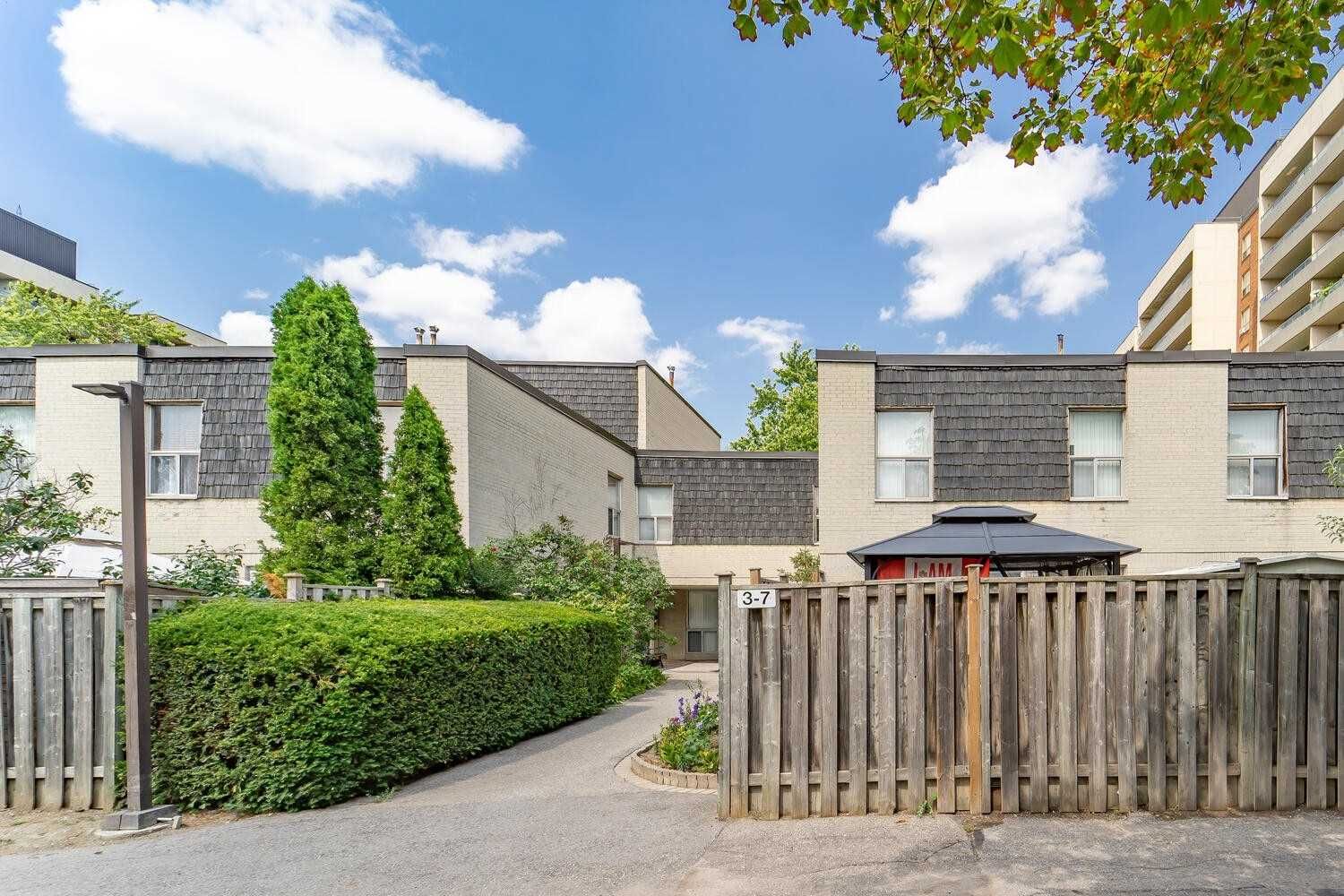 119 Four Winds Dr Four Winds Drive Condos 1 Condo for Sale & 0