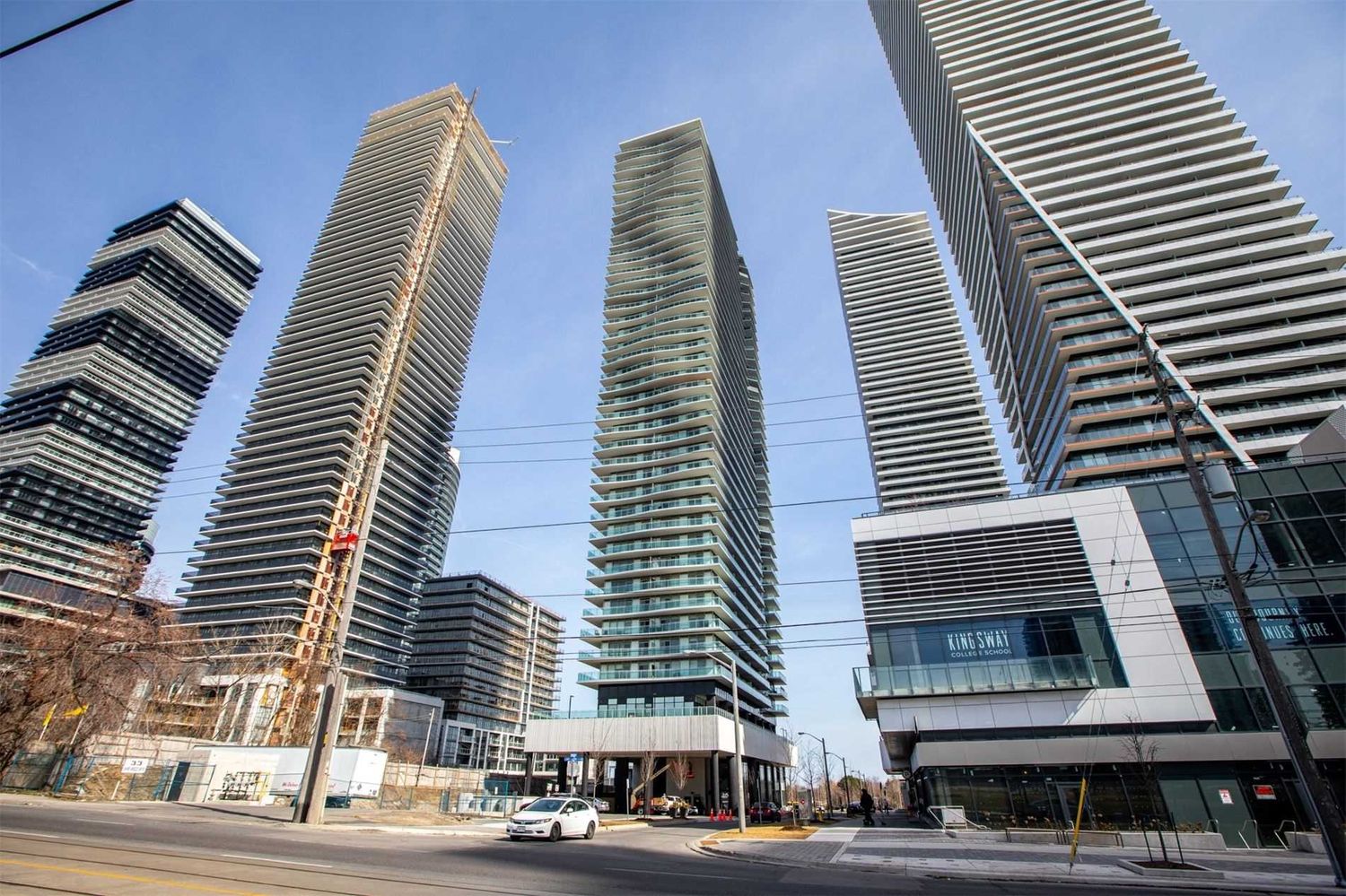 33 Shore Breeze Drive. Jade Waterfront Condos is located in  Etobicoke, Toronto - image #1 of 2