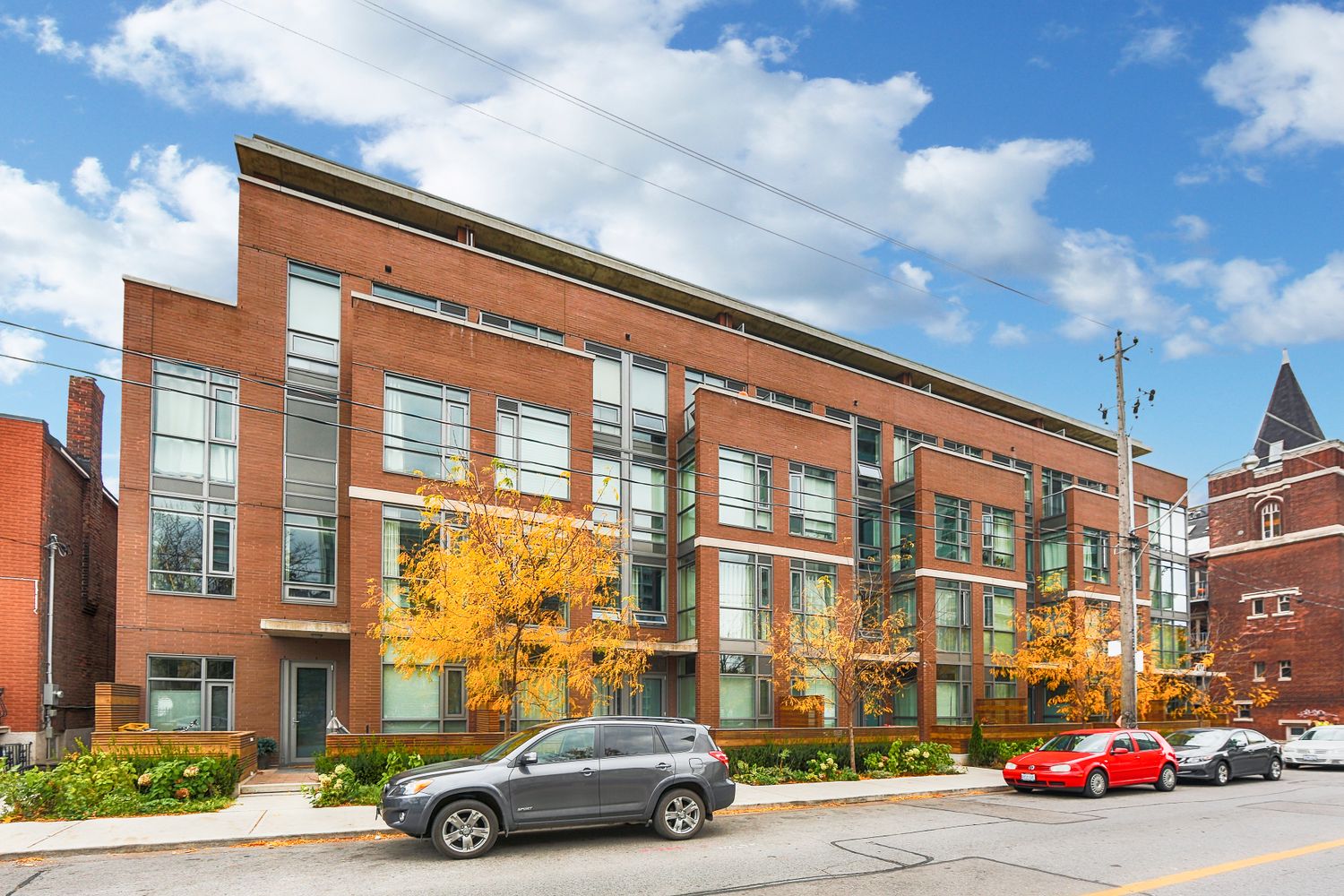 707 Dovercourt Road. 707 Lofts is located in  West End, Toronto - image #1 of 5