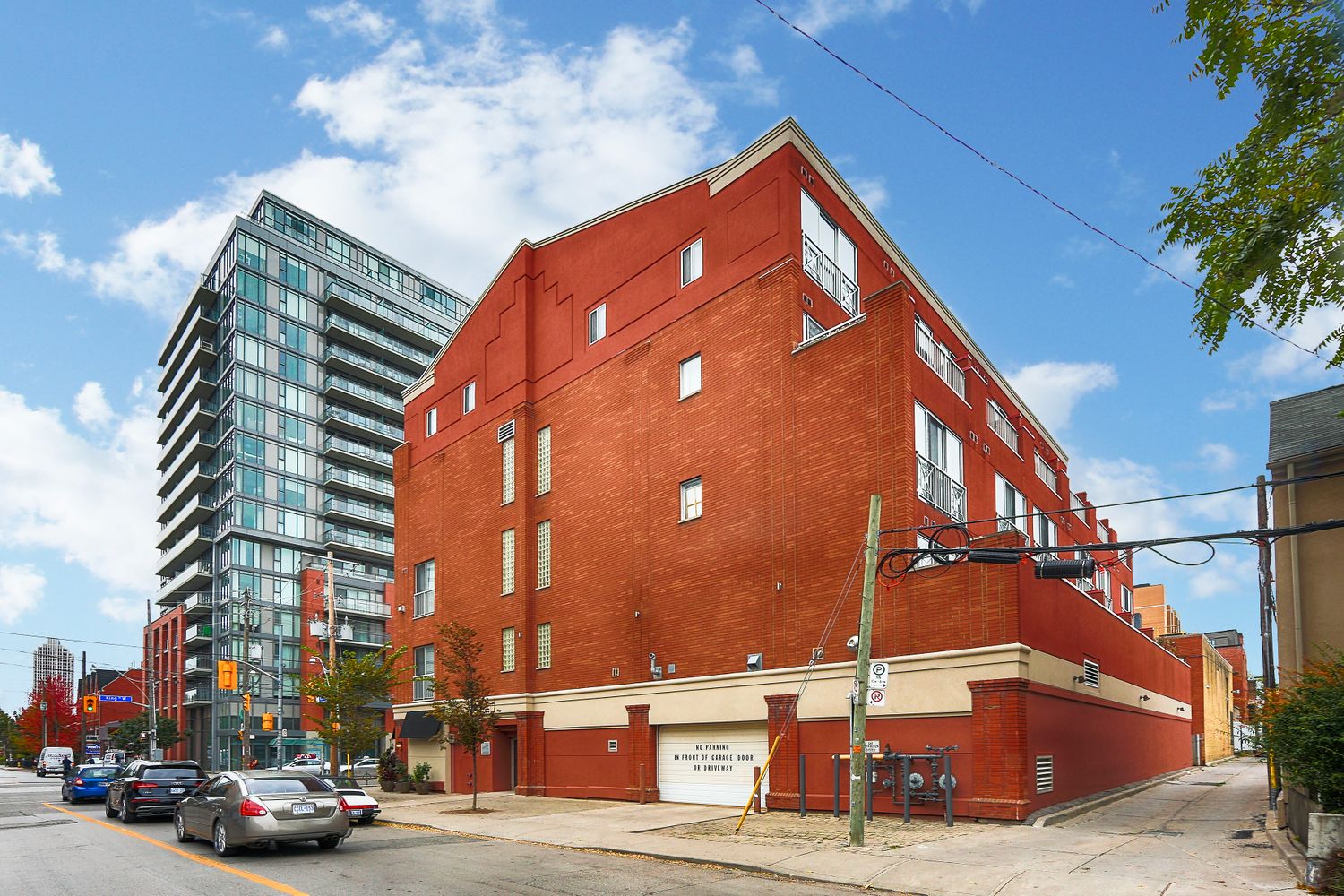 766 King Street W. Tecumseth Lofts is located in  Downtown, Toronto - image #3 of 6