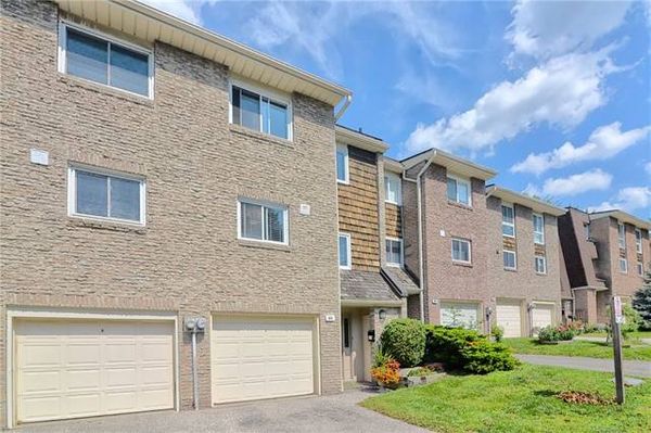 Rusty Crestway Townhomes