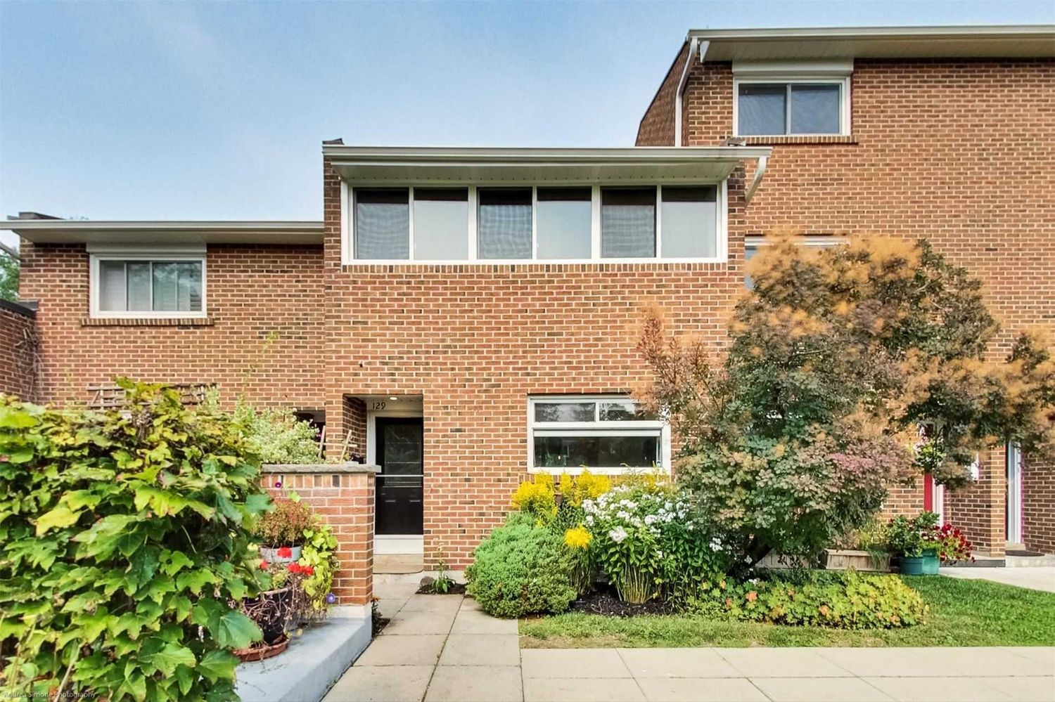 90 Edgewood Avenue. 90 Edgewood Townhomes is located in  East End, Toronto - image #3 of 4