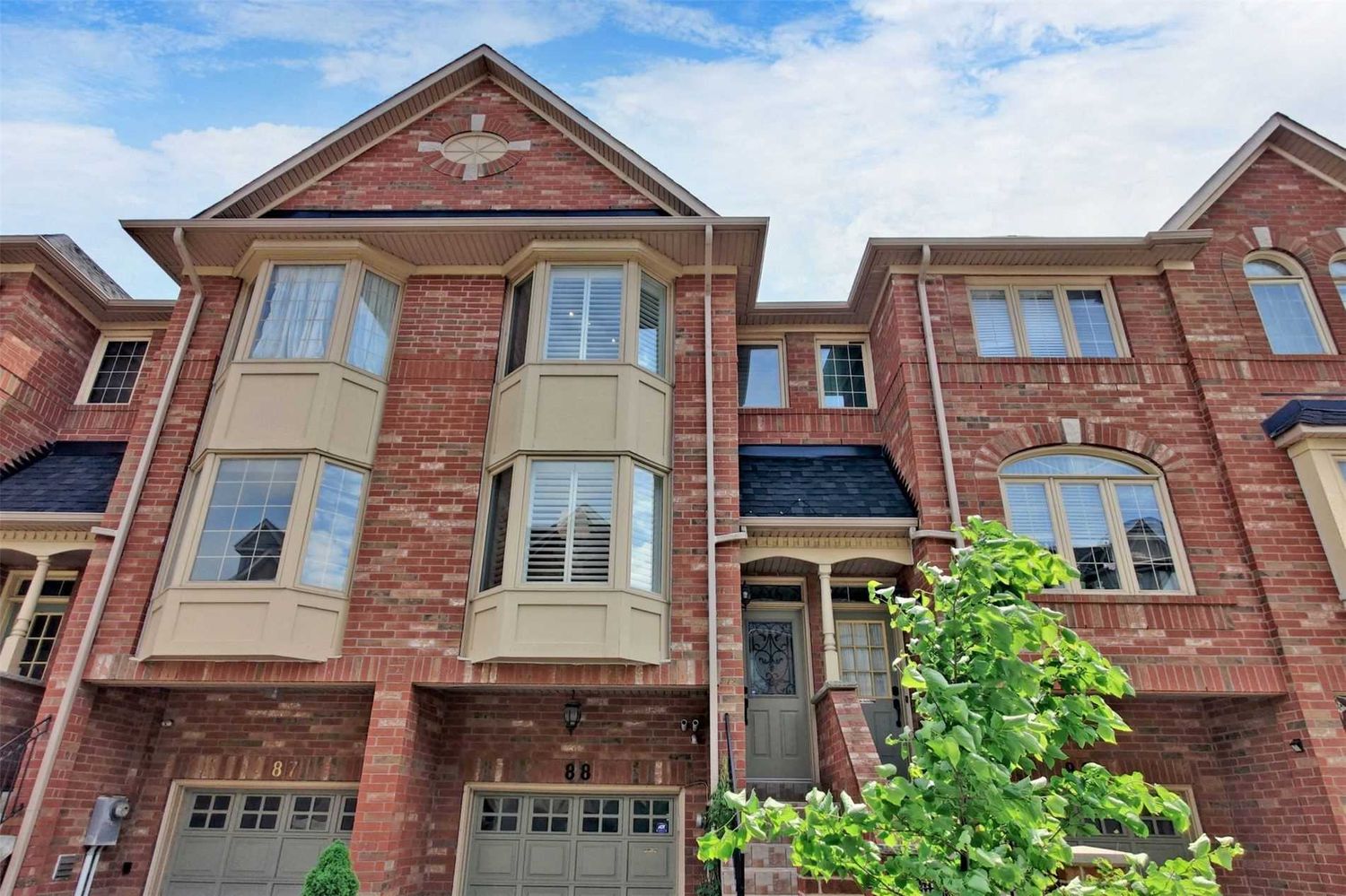 3057-3067 Palstan Road. 1168 Arena Rd Townhomes is located in  Mississauga, Toronto - image #2 of 2