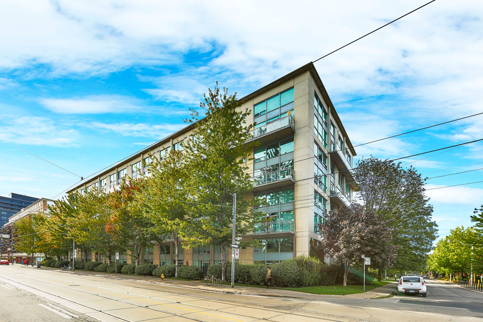 954 King St W King West Village Lofts Get listing alerts for sale
