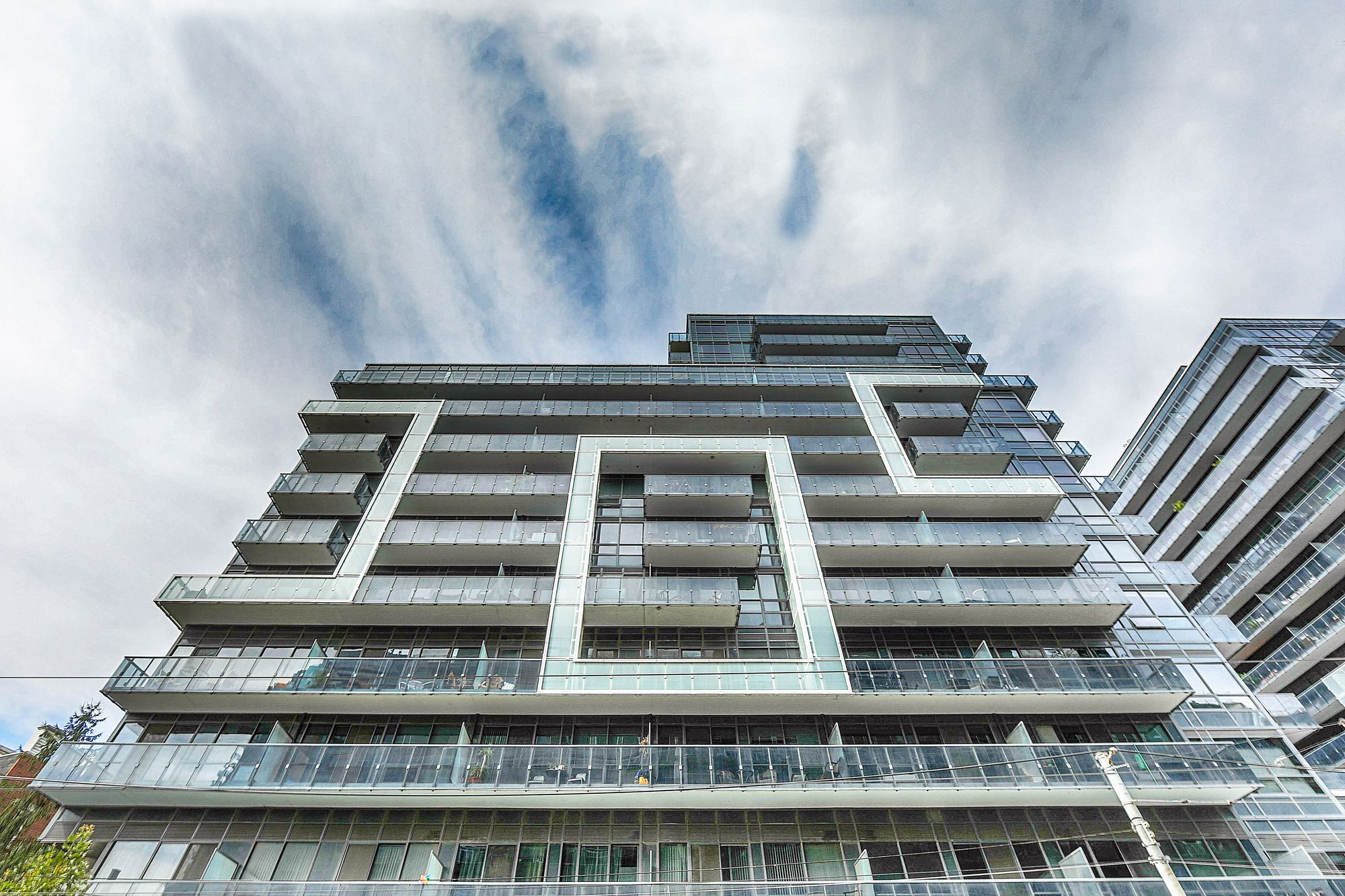 1030 King St W DNA 3 Condos 6 Condos for Sale & 1 Unit for Rent Strata.ca 1030 King St W DNA 3 Condos 6 Condos for Sale & 1 Unit for Rent Strata.ca