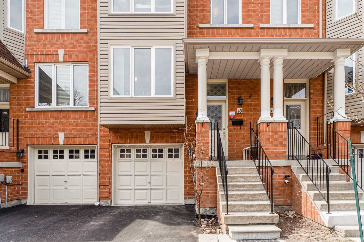 5985 Creditview Road. 5985 Creditview Rd Townhomes is located in  Mississauga, Toronto - image #3 of 3