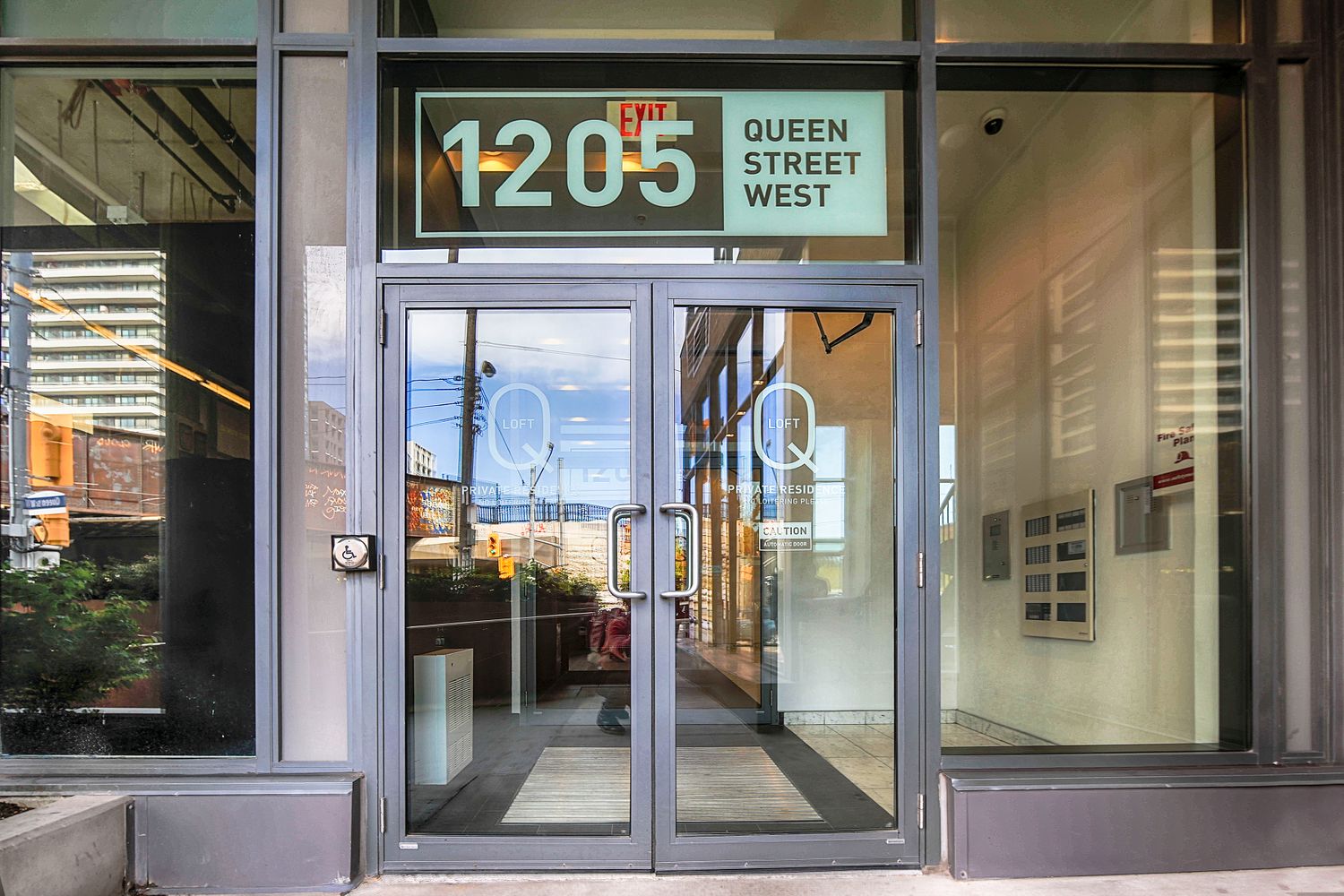 1205 Queen Street W. Q Loft is located in  West End, Toronto - image #4 of 5