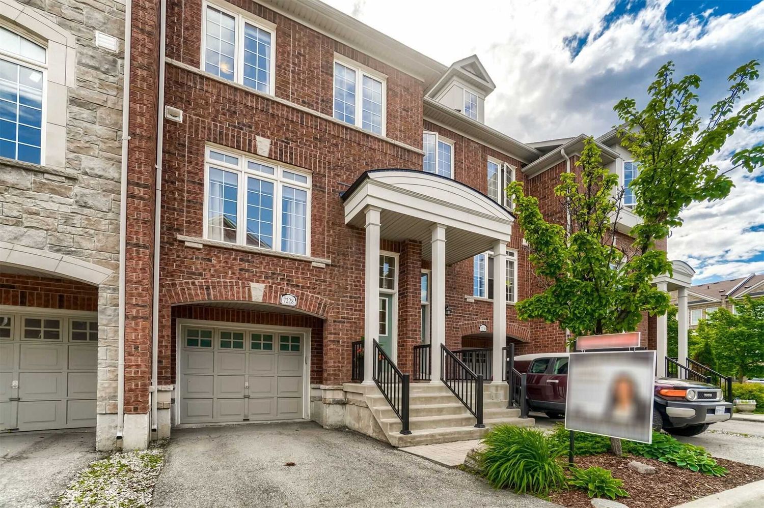 7172 Triumph Lane. 7172 Triumph Lane Townhomes is located in  Mississauga, Toronto - image #2 of 2