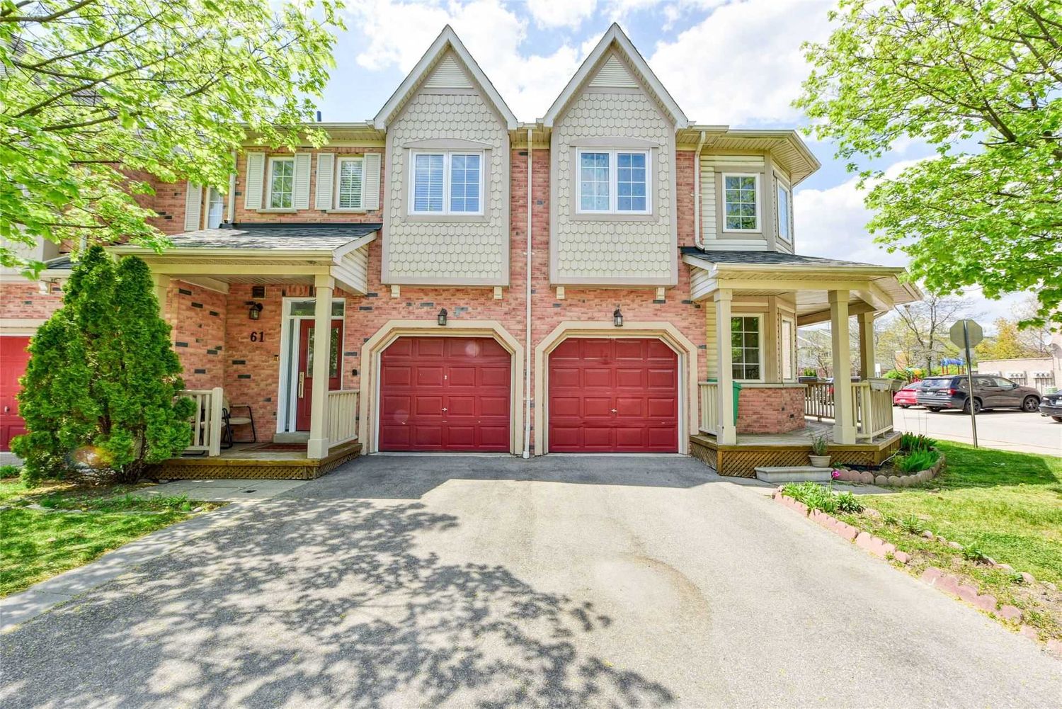 7190 Atwood Lane. 7190 Atwood Lane Townhomes is located in  Mississauga, Toronto - image #1 of 2