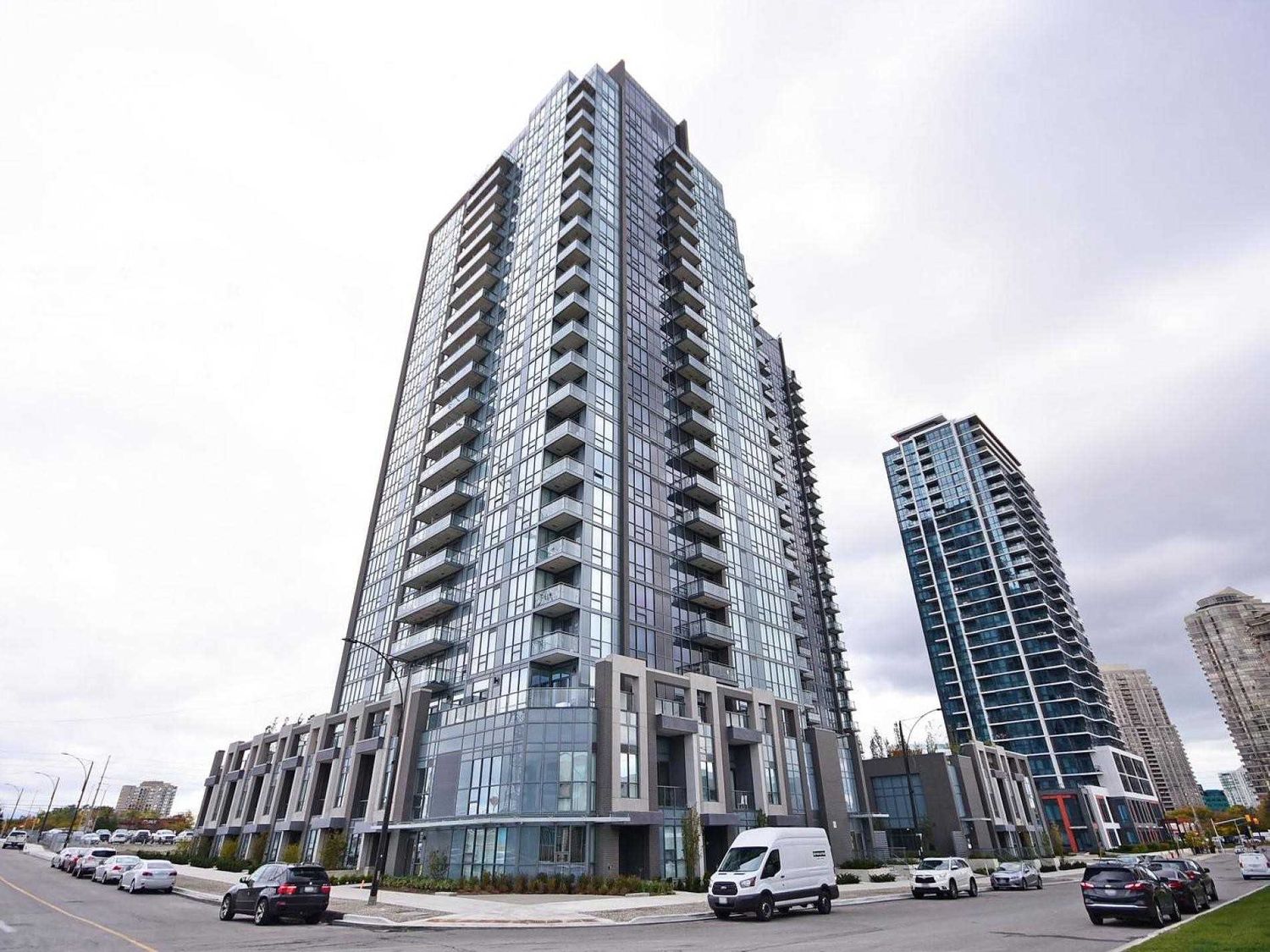 5025 Four Springs Avenue. Amber Condos is located in  Mississauga, Toronto - image #1 of 2
