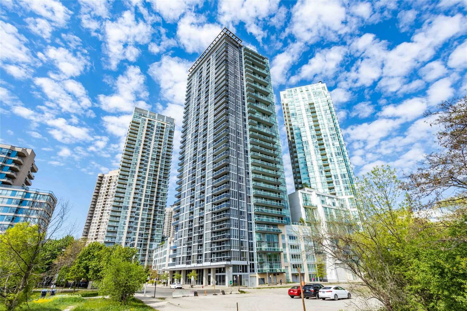 223 Webb Drive. Onyx Condos is located in  Mississauga, Toronto - image #2 of 2