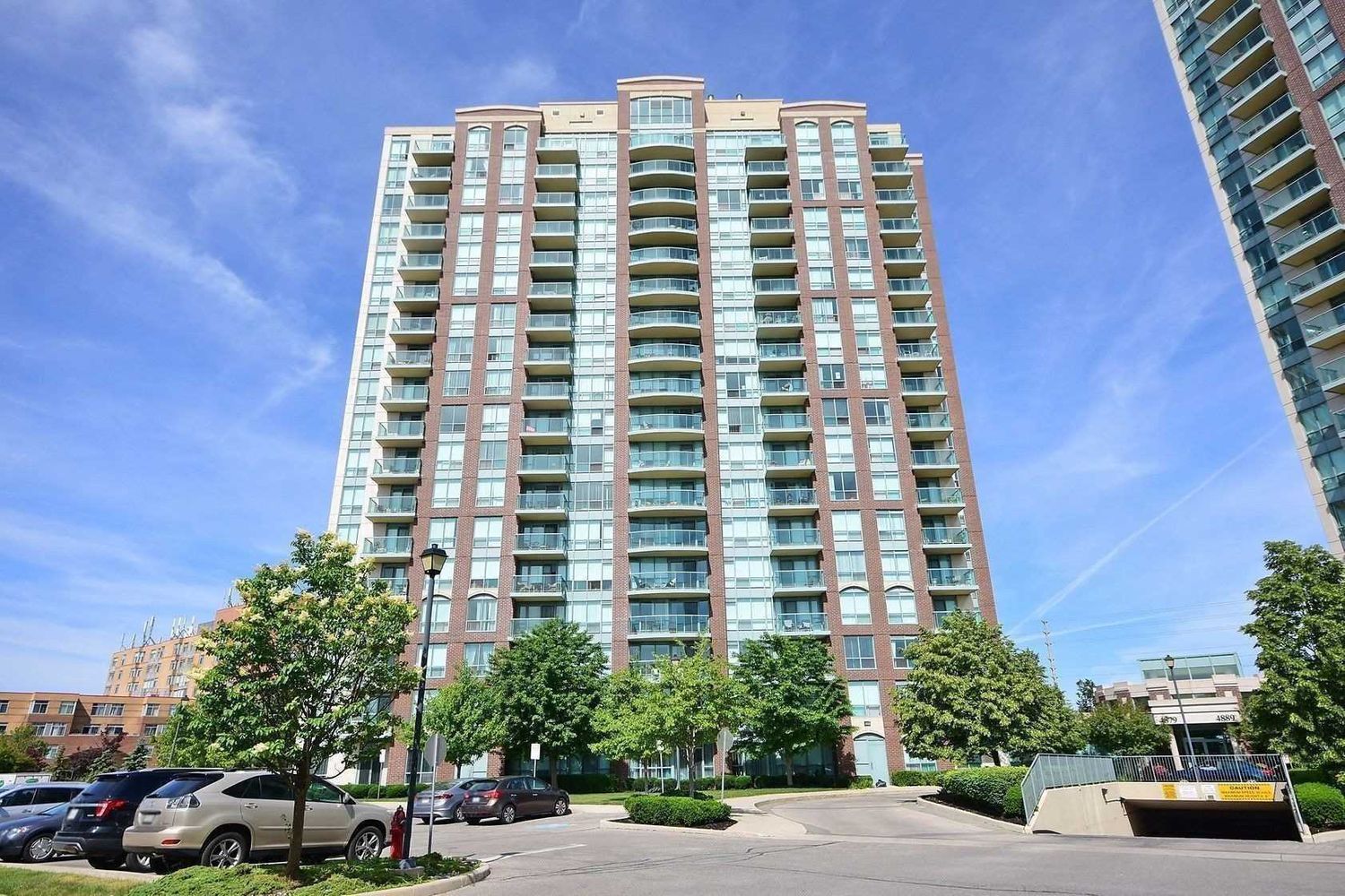 4879 Kimbermount Avenue. Papillon Place Condos is located in  Mississauga, Toronto - image #2 of 2