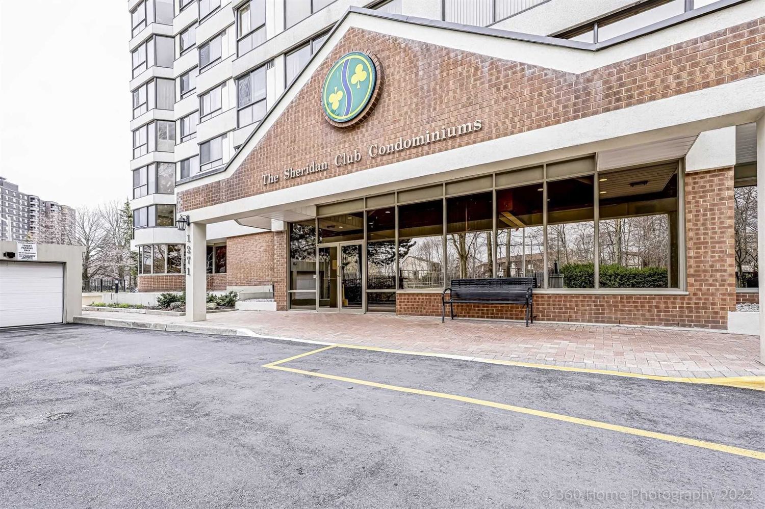 1271 Walden Cir. Sheridan Club Condos is located in  Mississauga, Toronto - image #2 of 3