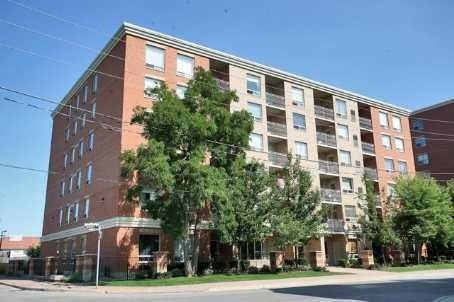 32 Tannery St, unit 307 for sale in Streetsville - image #1