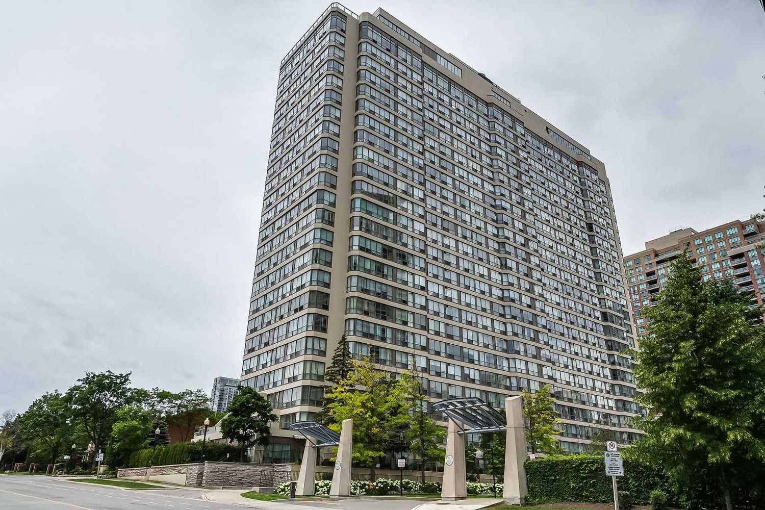 55 Elm Drive W. Towne Two Condos is located in  Mississauga, Toronto - image #1 of 2