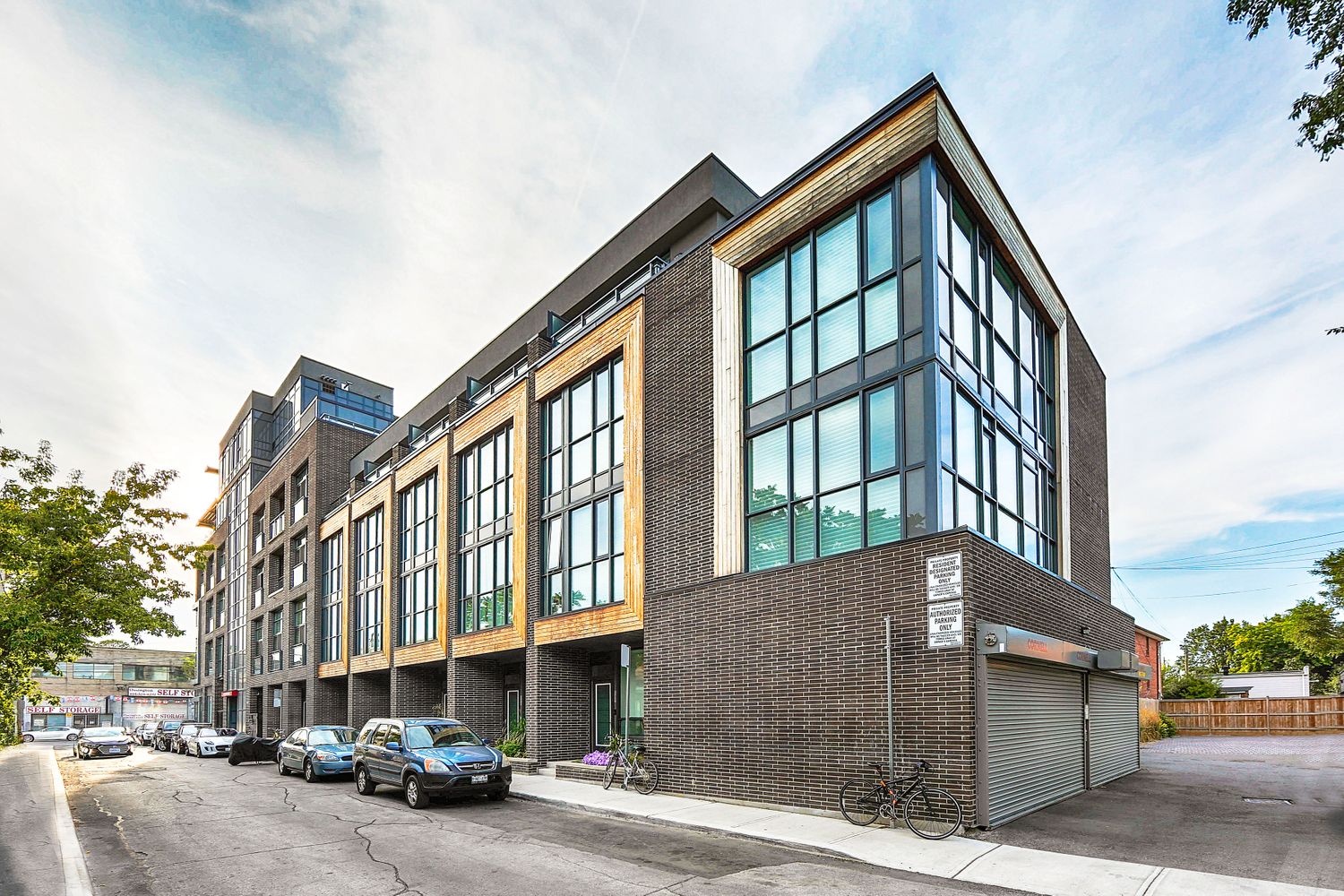 41 Ossington Avenue. Motif Lofts and Towns is located in  West End, Toronto - image #2 of 5