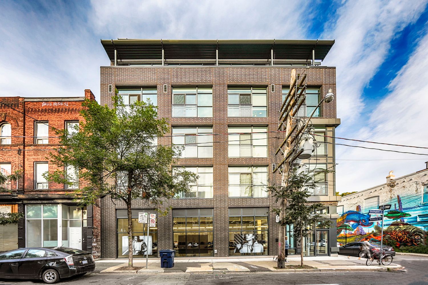 41 Ossington Avenue. Motif Lofts and Towns is located in  West End, Toronto - image #3 of 5