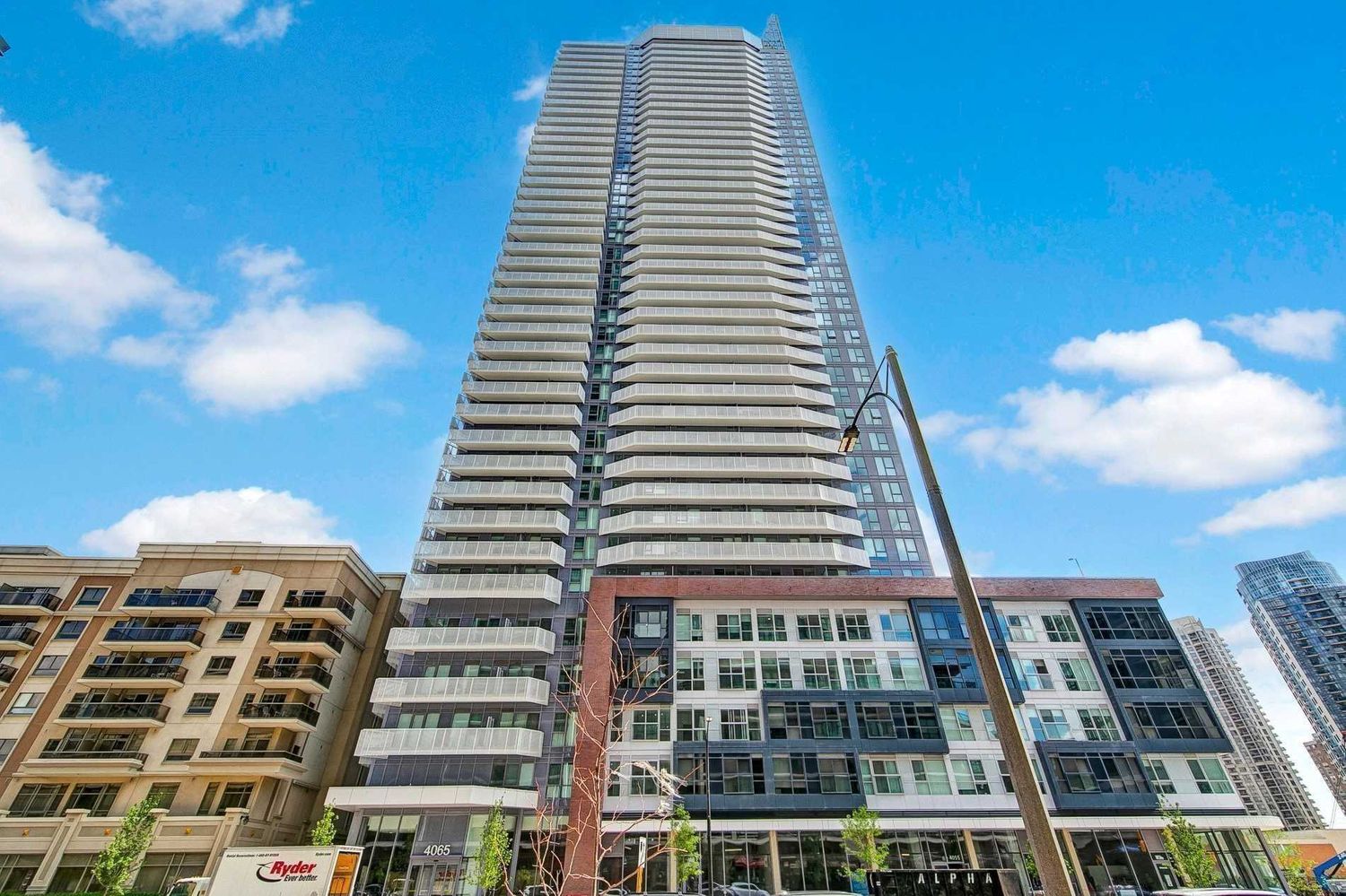 360 City Centre Drive. Wesley Tower at Daniels City Centre Condos is located in  Mississauga, Toronto - image #3 of 3