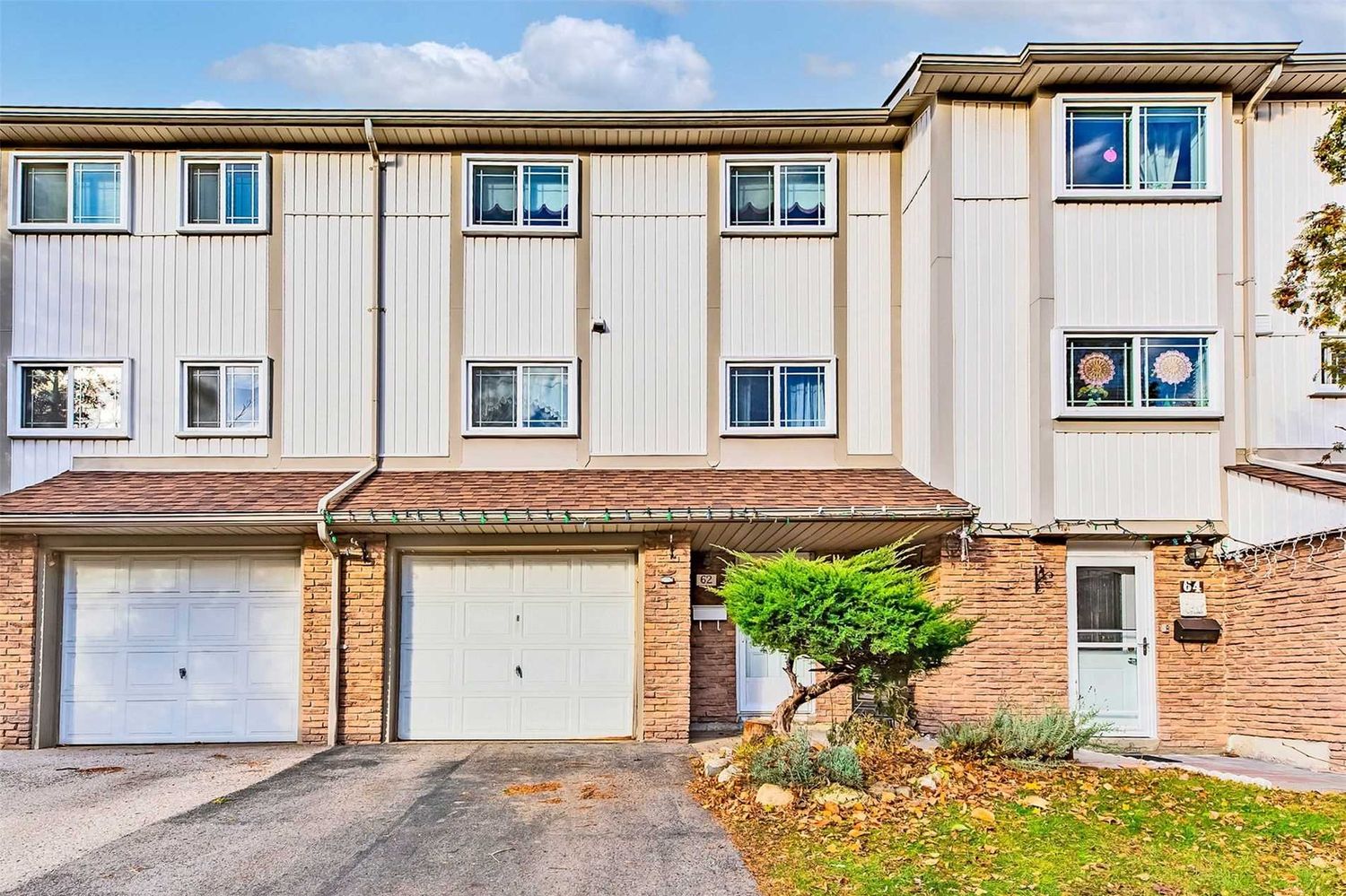 141 Galloway Road. 141 Galloway Road Townhomes is located in  Scarborough, Toronto - image #1 of 2