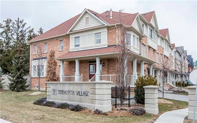 2 Cedar Lake Crescent. 40 Cedar Lake Cres Townhomes is located in  Brampton, Toronto