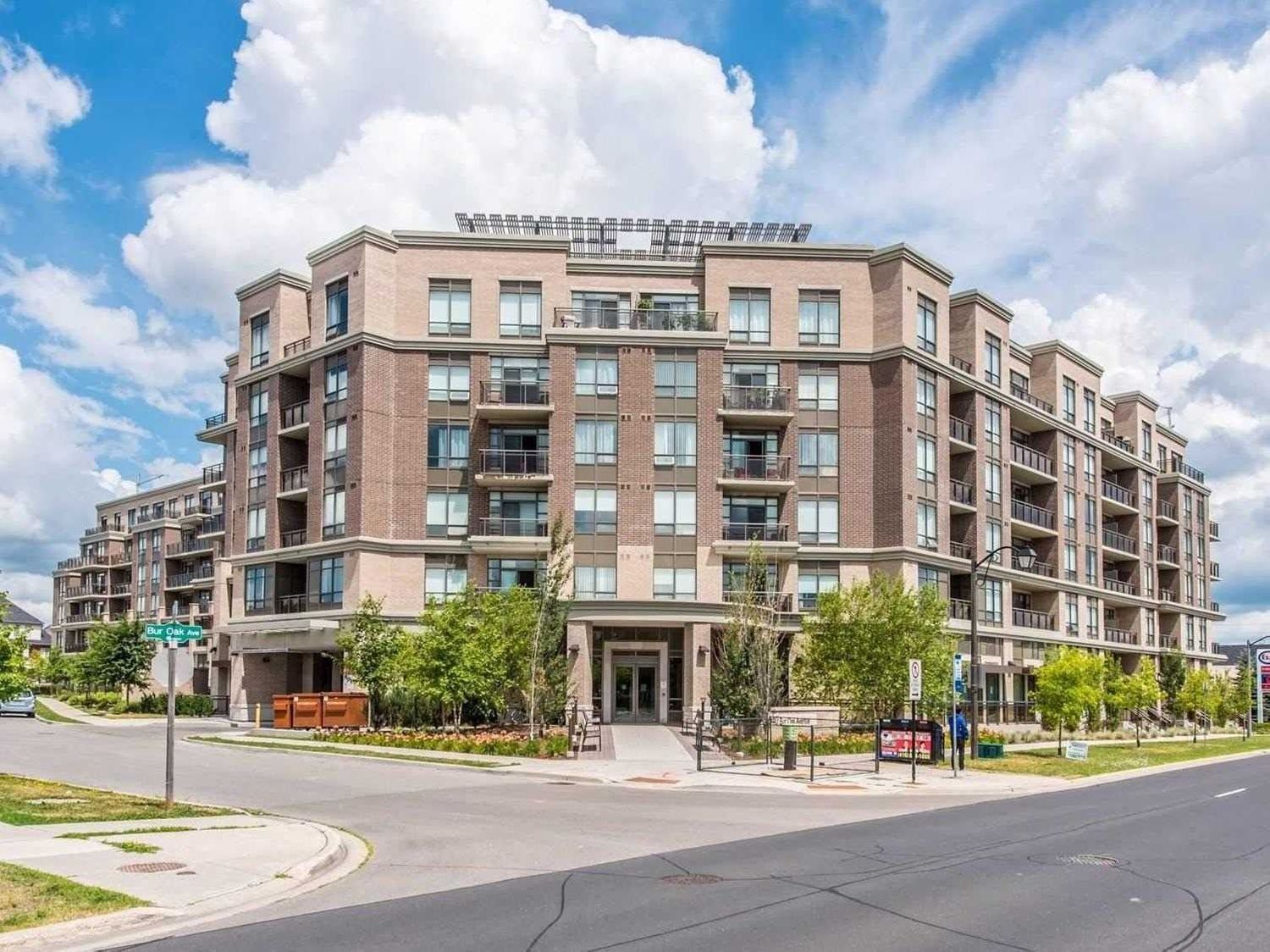 540 Bur Oak Avenue. Essential Condos is located in  Markham, Toronto - image #1 of 2