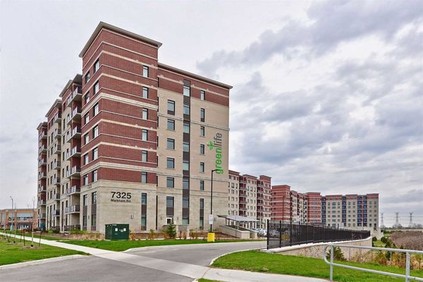 GreenLife East Markham II Condos