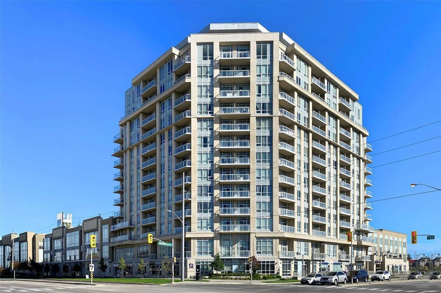 8323 Kennedy Road. South Unionville Square Condos is located in  Markham, Toronto - image #1 of 2