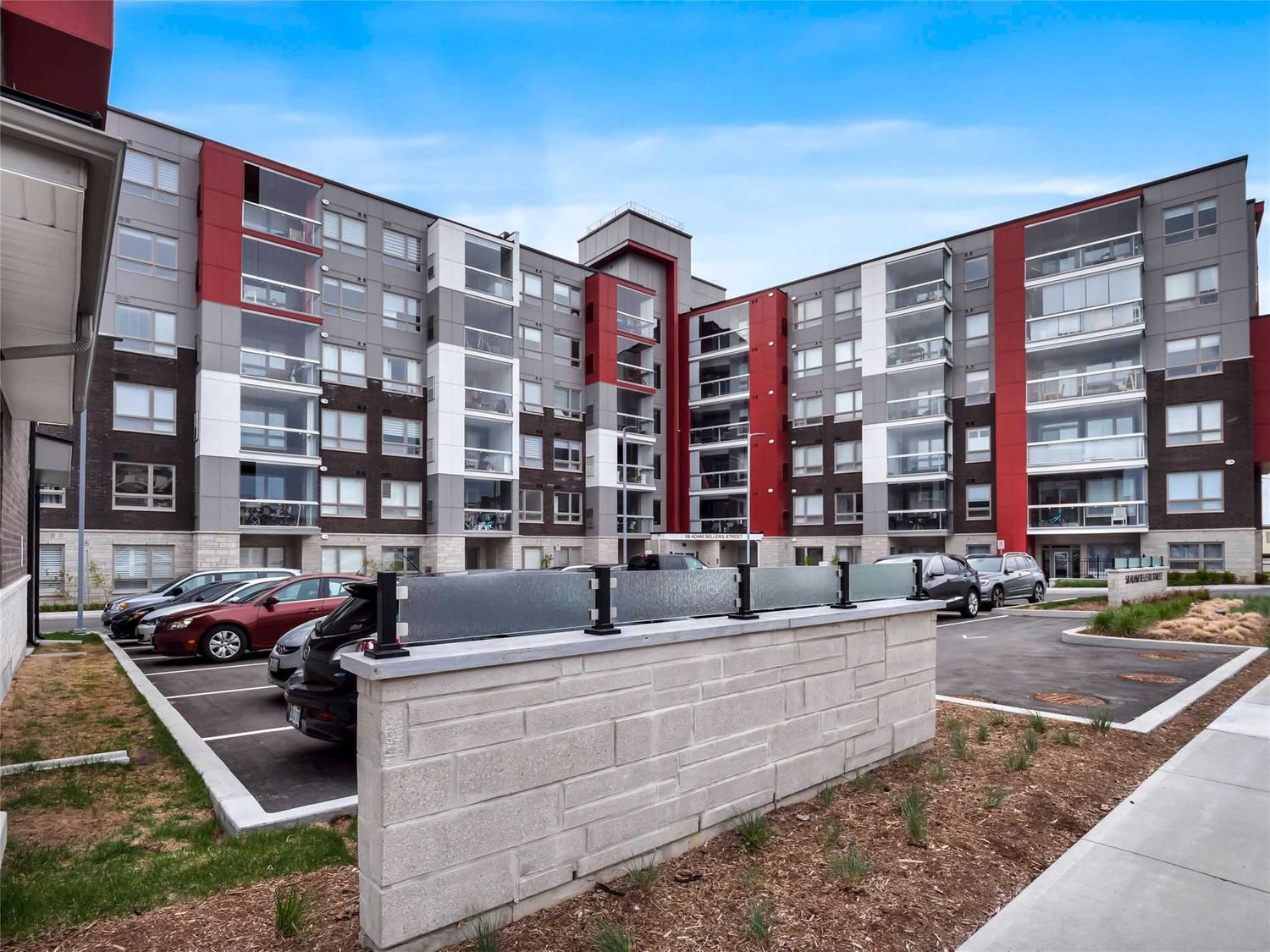 3150 Bur Oak Avenue. The Condominiums of Cornell is located in  Markham, Toronto - image #2 of 3
