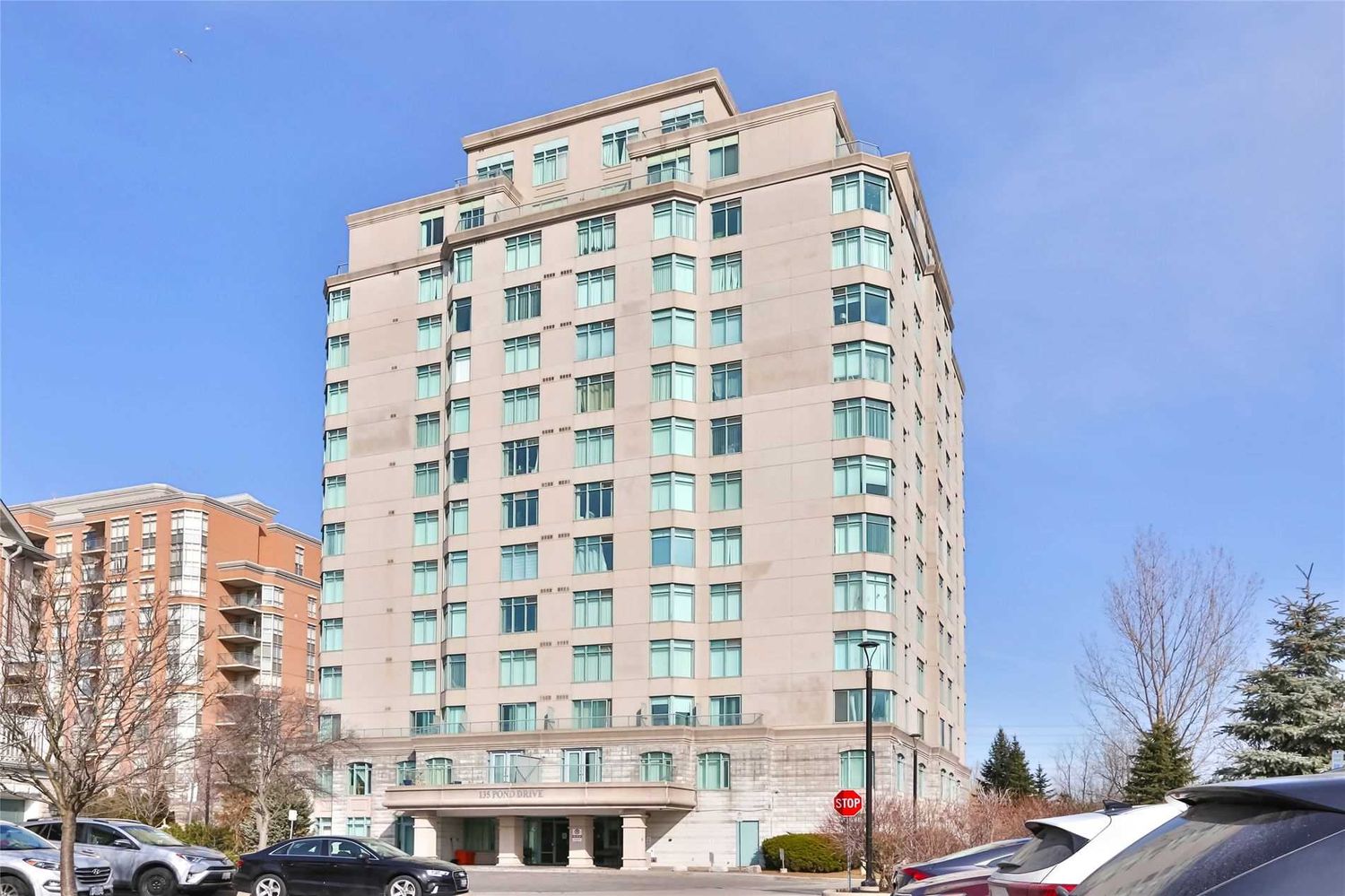 135 Pond Drive. The Saddlecreek Condos is located in  Markham, Toronto - image #1 of 3