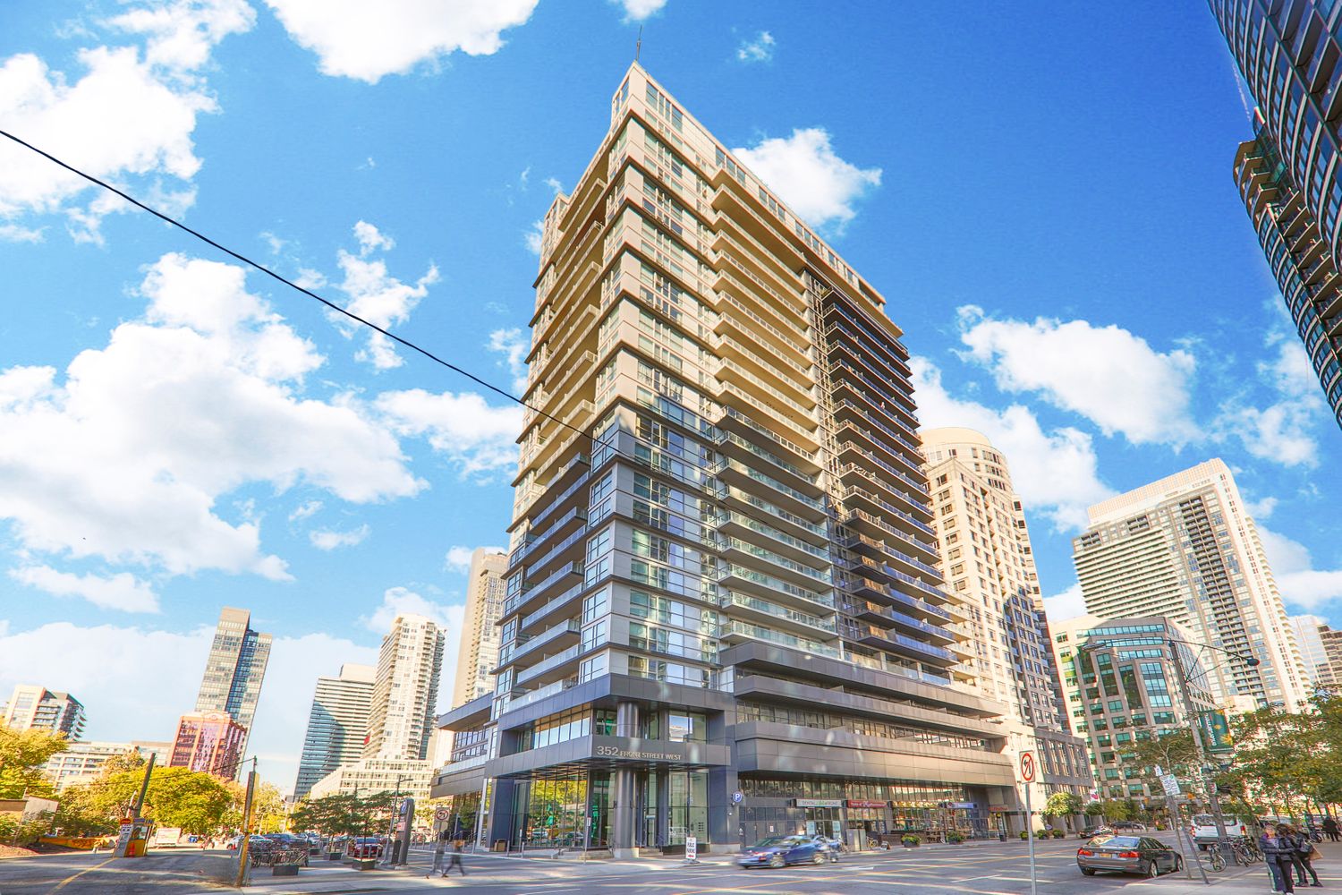 352 Front Street W. FLY Condos is located in  Downtown, Toronto - image #1 of 4