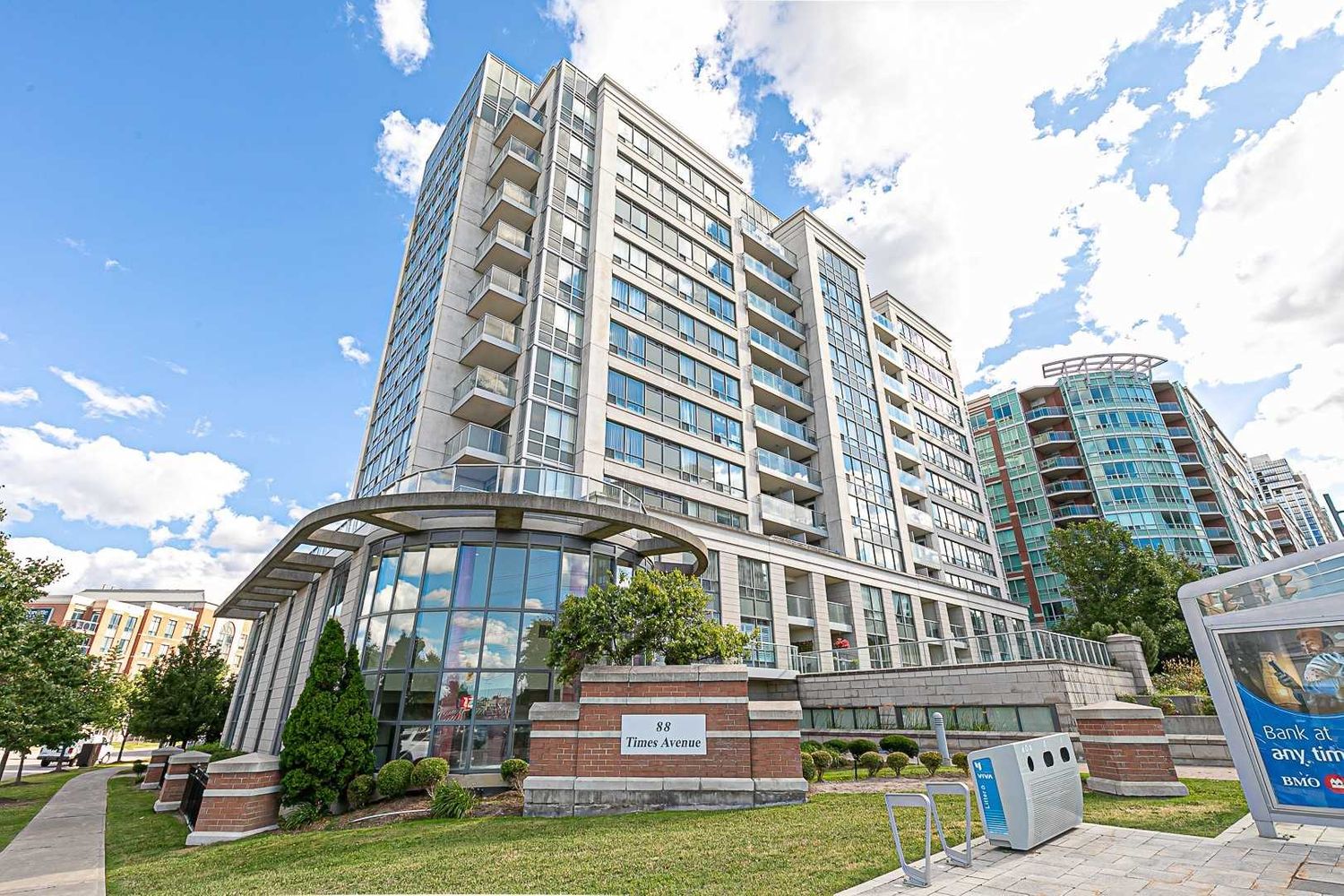 68-88 Times Avenue. Victoria Tower Condos is located in  Markham, Toronto - image #1 of 2