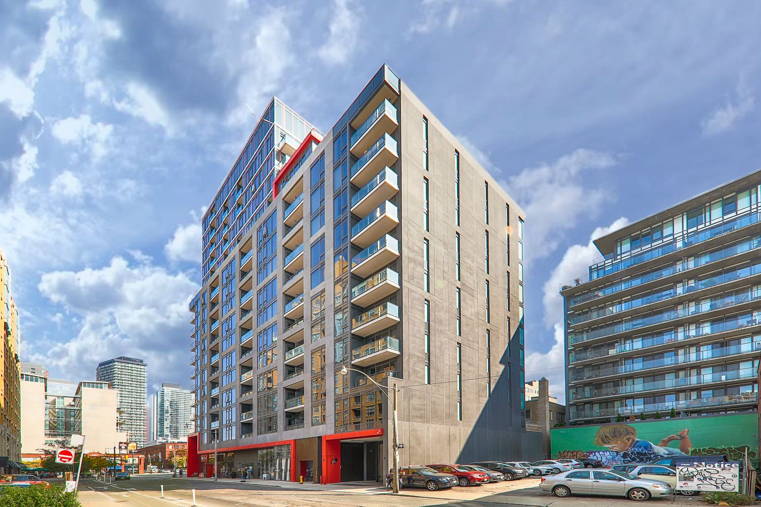 435 Richmond Street W. Fabrik Condos is located in  Downtown, Toronto - image #1 of 5