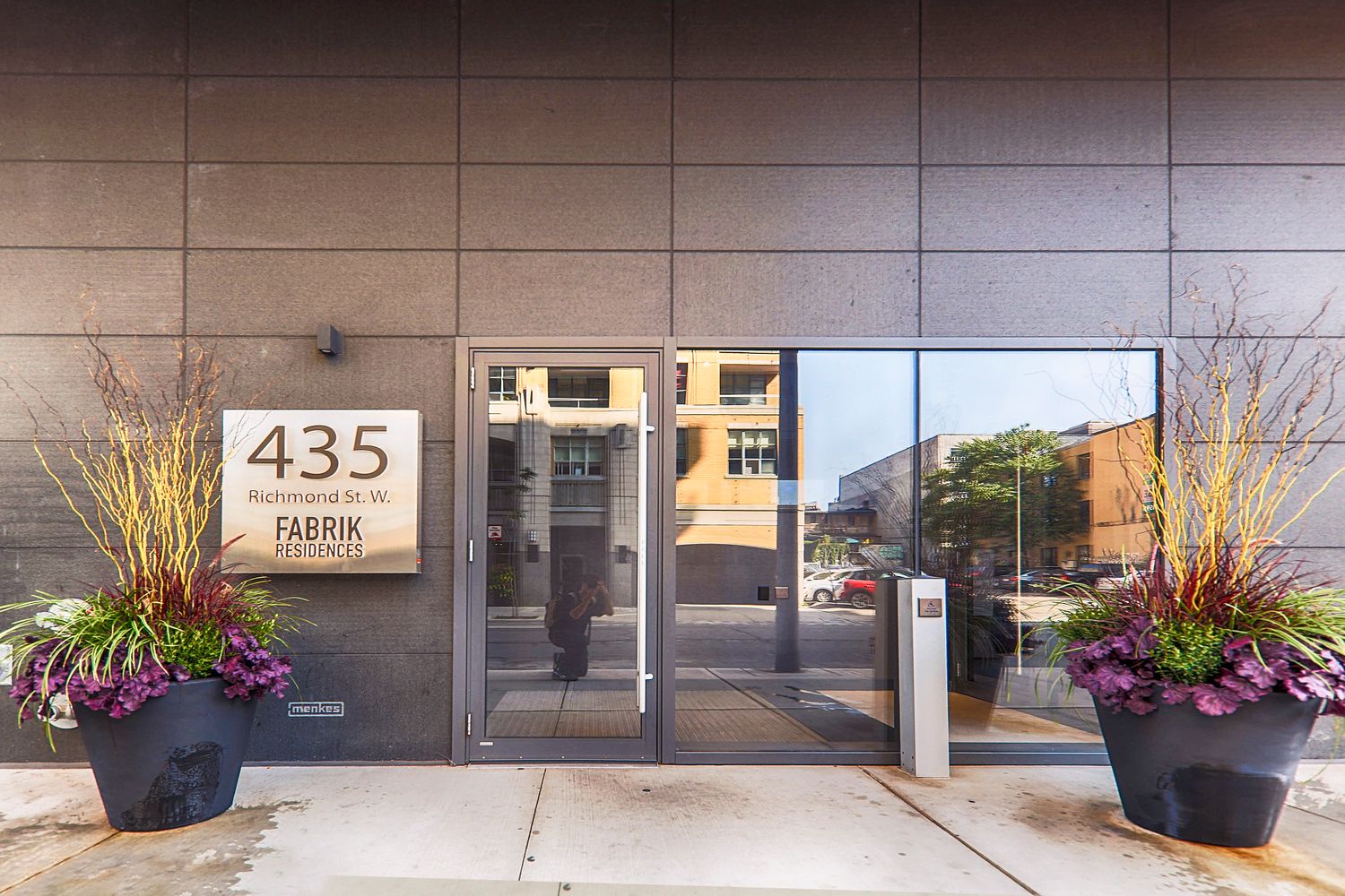 435 Richmond Street W. Fabrik Condos is located in  Downtown, Toronto - image #4 of 5