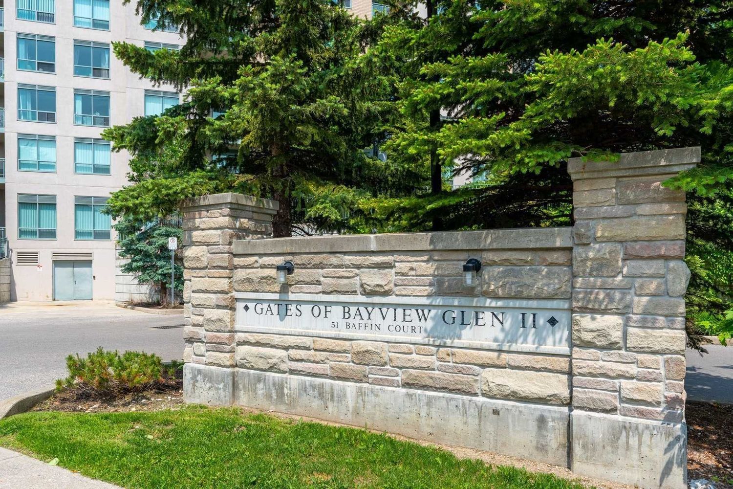 51 Baffin Court. The Gates of Bayview Glen II Condos is located in  Richmond Hill, Toronto - image #3 of 3