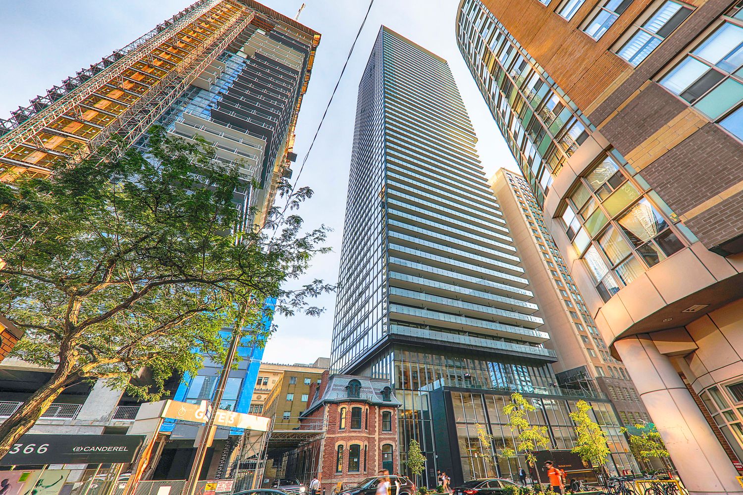 15 Grenville Street. Karma Condos is located in  Downtown, Toronto - image #2 of 5
